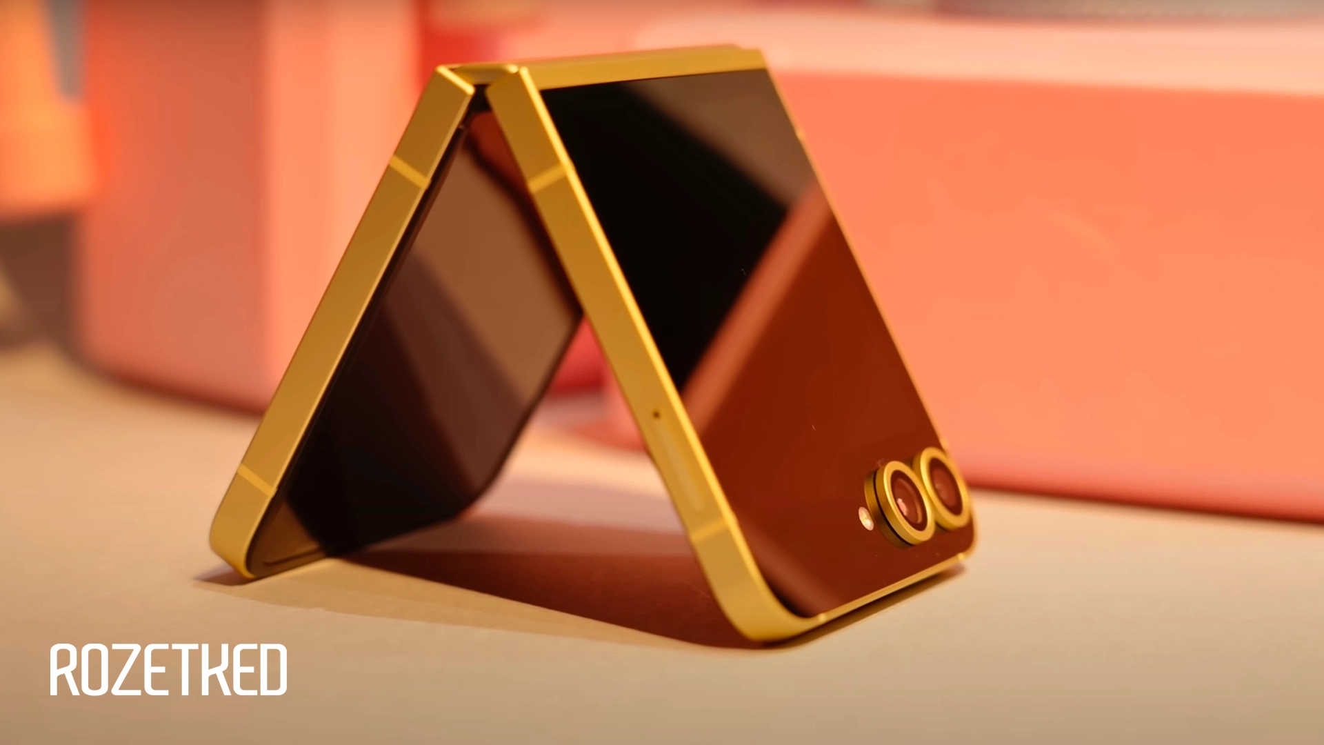 Утечка: характеристики Samsung Galaxy Z Flip FE