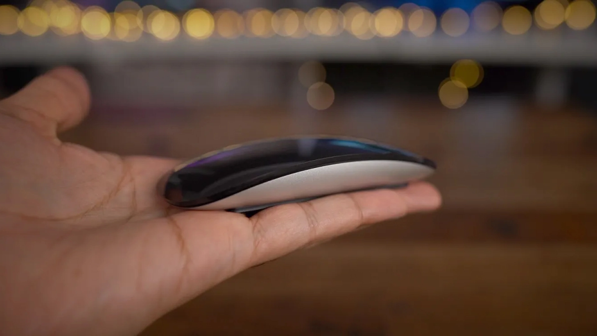 Инсайд: Magic Mouse в новом дизайне выйдет в 2026 году — вместе с OLED MacBook Pro