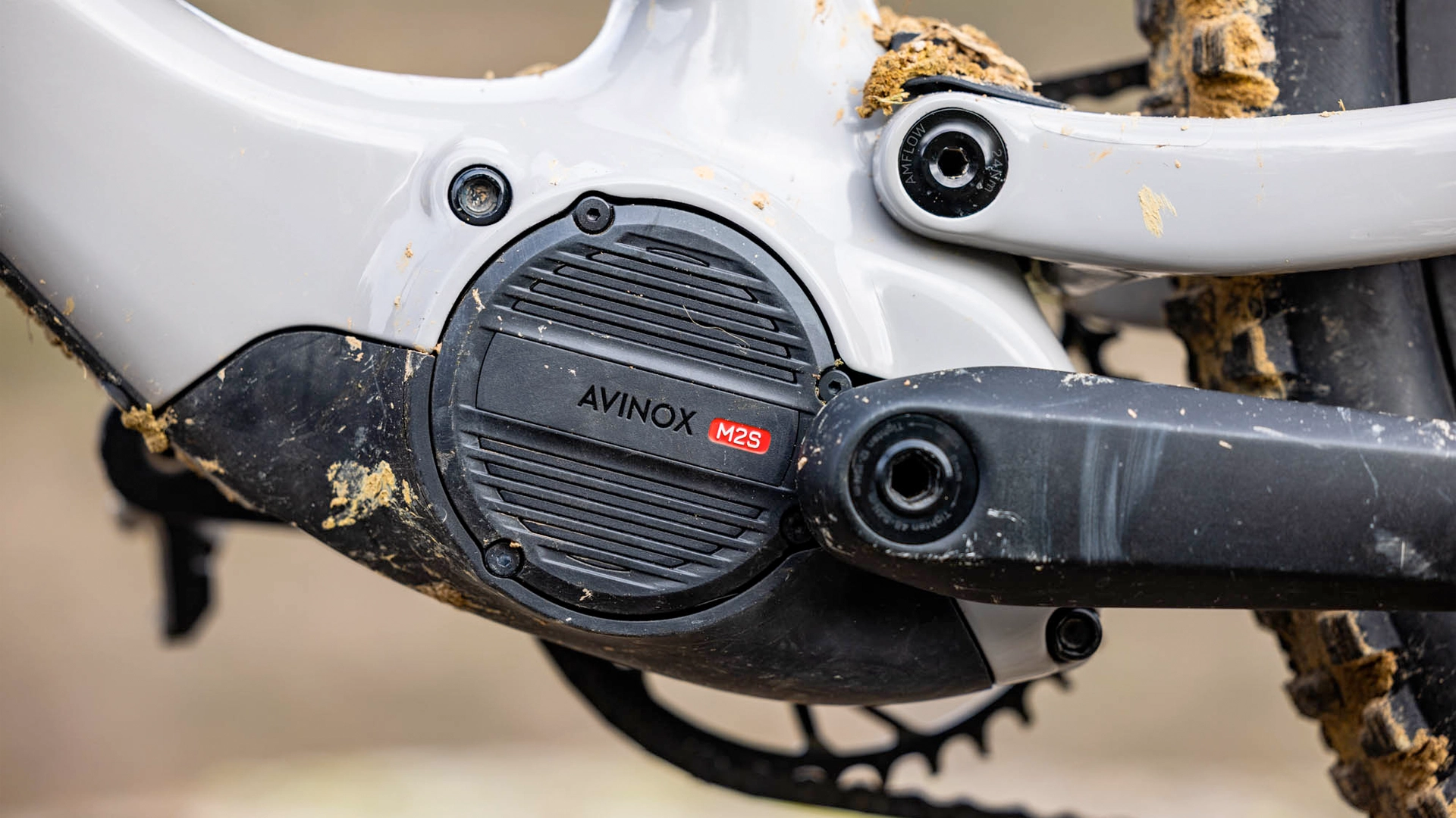 Avinox, подразделение DJI, выпустило новые электродвижки для велосипедов — M2 и M2S