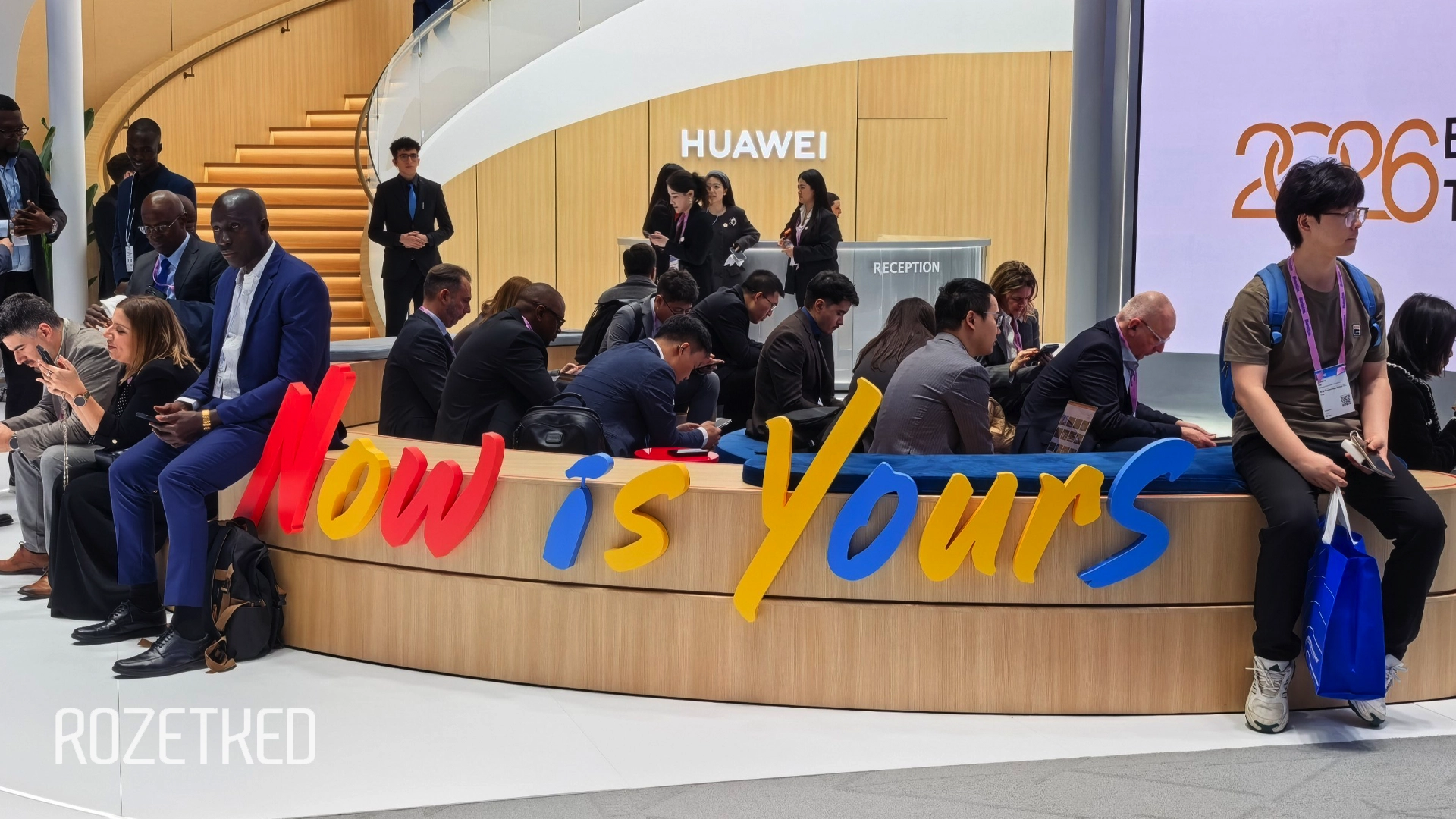 Huawei представила на MWC 2026 новую концепцию «Настоящее принадлежит вам»