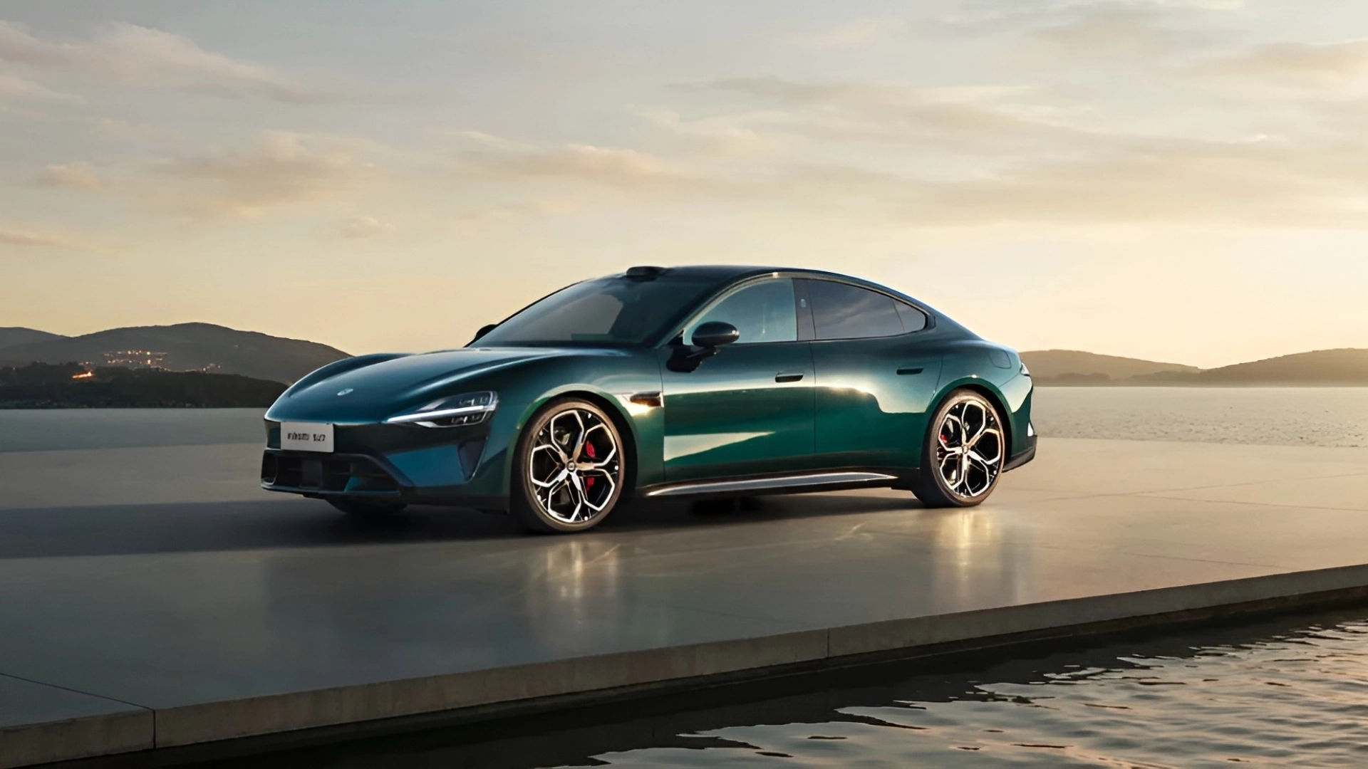 Xiaomi представила новое поколение электромобиля SU7