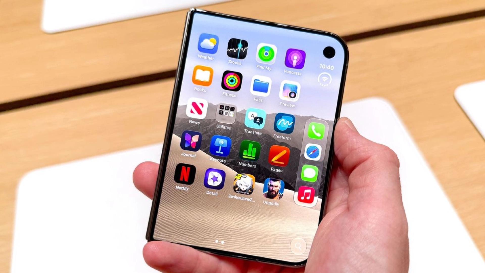 Инсайд: iPhone Duo столкнулся с производственными проблемами — первая партия смартфонов может оказаться небольшой