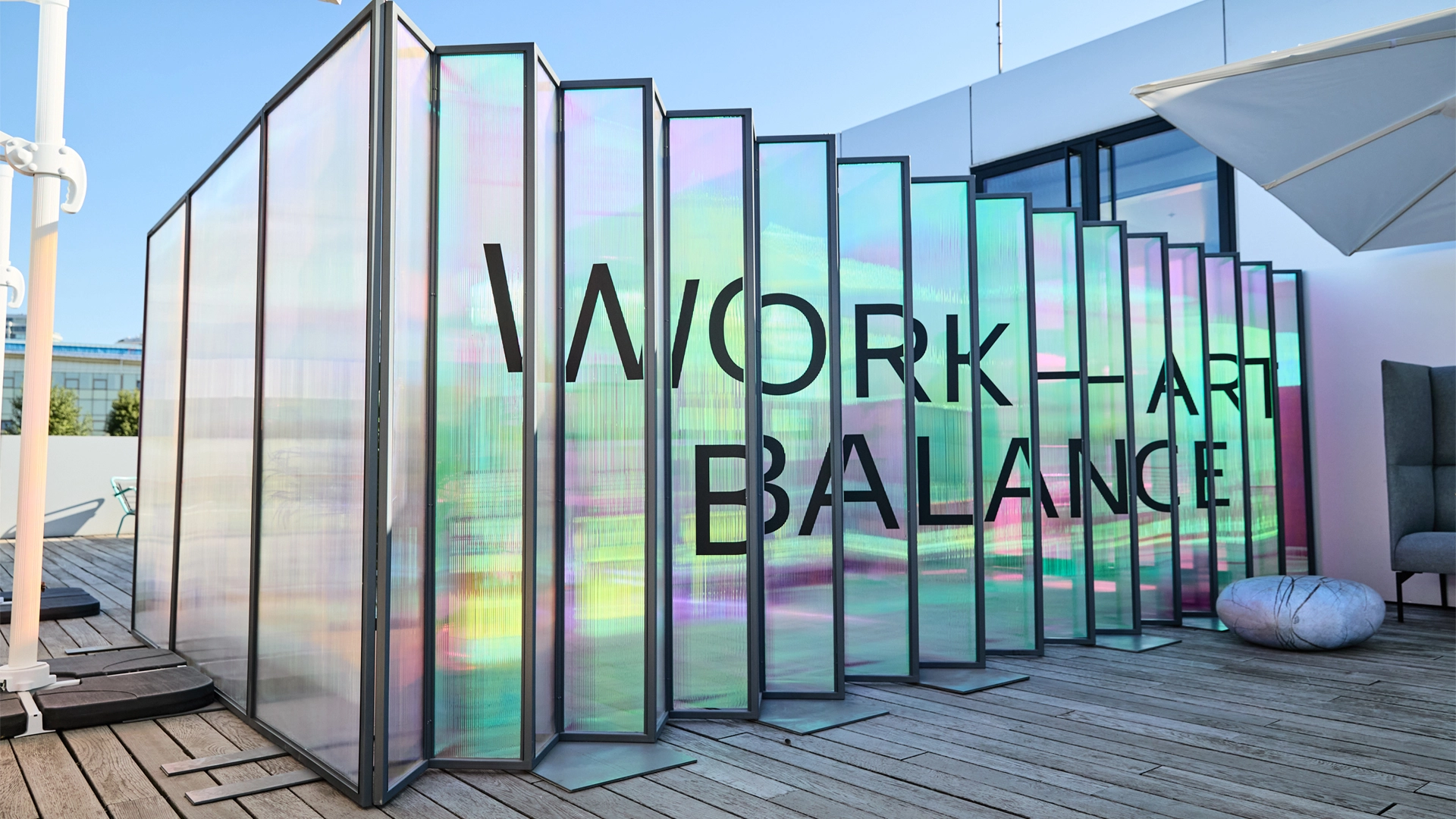 «Яндекс» и музей «Гараж» открыли коворкинг на крыше Музея современного искусства в Парке Горького