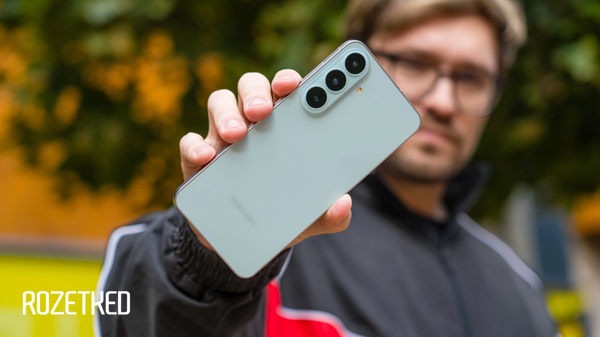 Обзор Samsung Galaxy S26 FE. Фанатская «золотая середина»