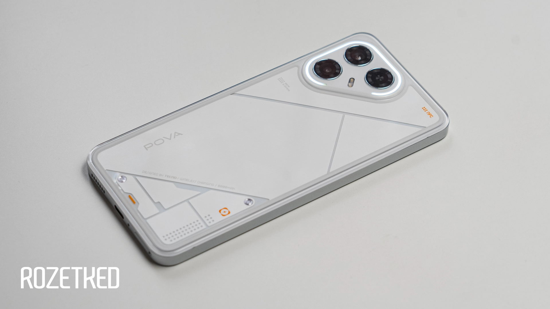 Обзор Tecno Pova 7 Ultra. Производительный смартфон с футуристичным дизайном и беспроводной зарядкой