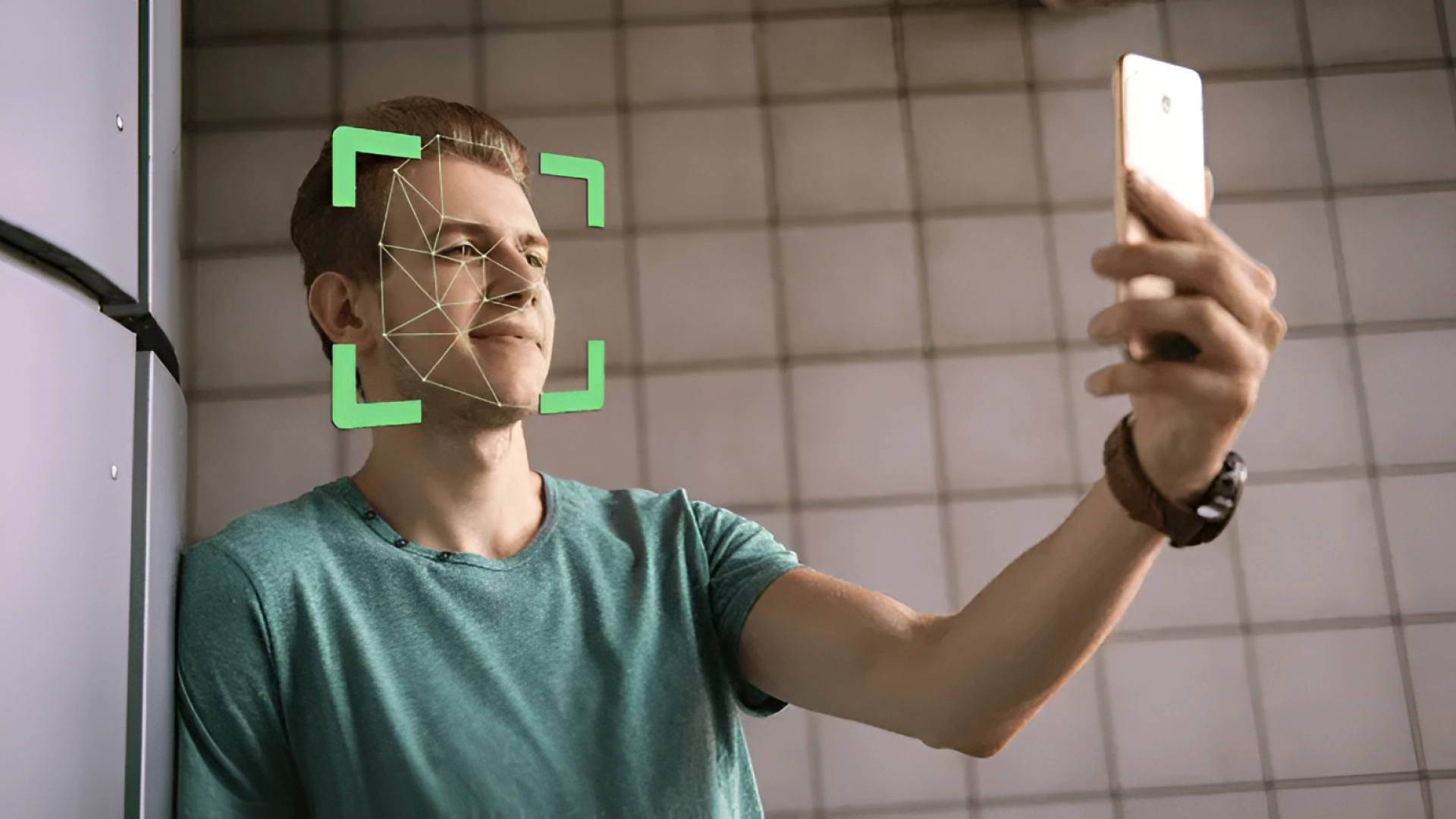 В iOS 26 появилась возможность управлять интерфейсом при помощи движений языка и мимики лица