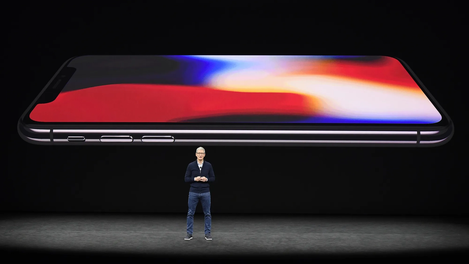 Bloomberg: Apple не отказалась от стеклянного дизайна iPhone в 2027 году