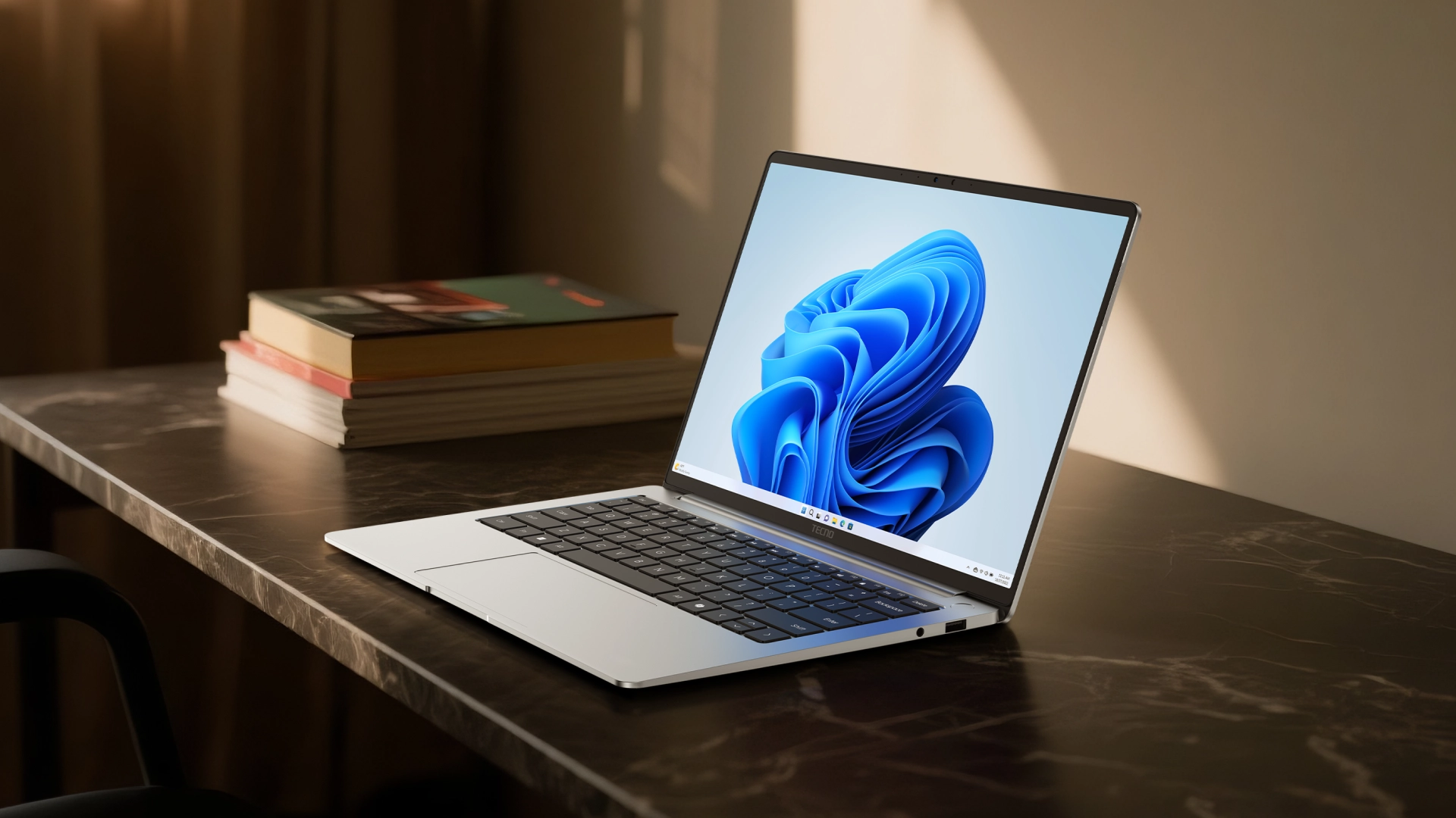 В России стартовали продажи Tecno Megabook T14 Air весом 999 грамм — по цене от 59 990 рублей