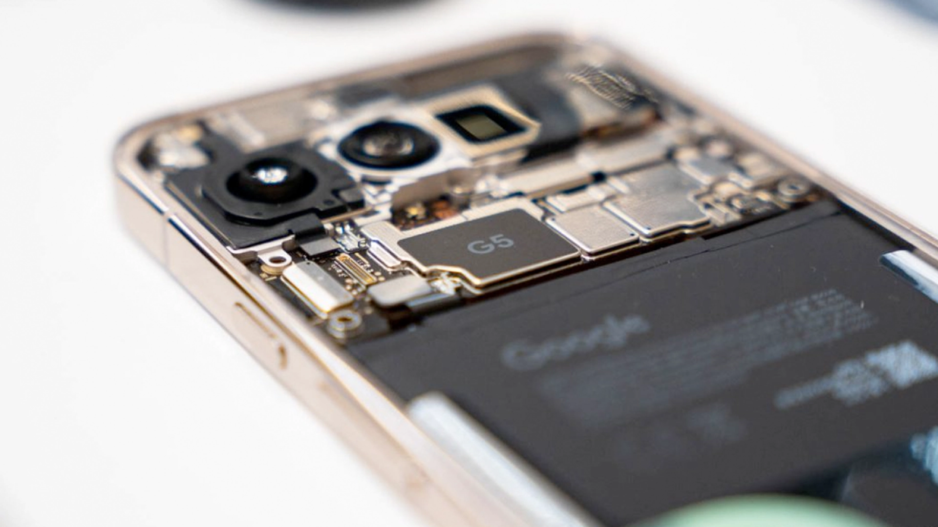 Инсайд: Google поставит в Tensor G6 в Pixel 11 модем от MediaTek