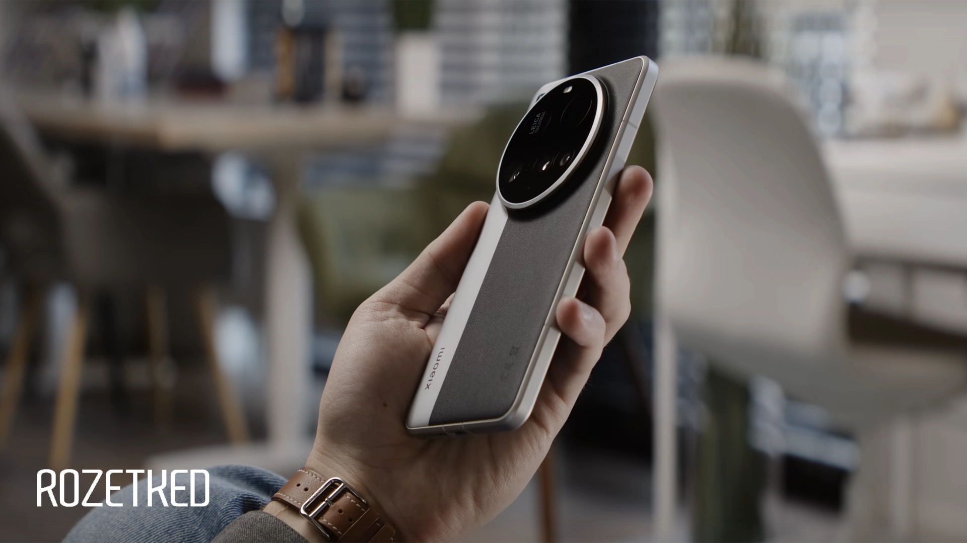 В России стартовали продажи флагманских Xiaomi 15 и 15 Ultra