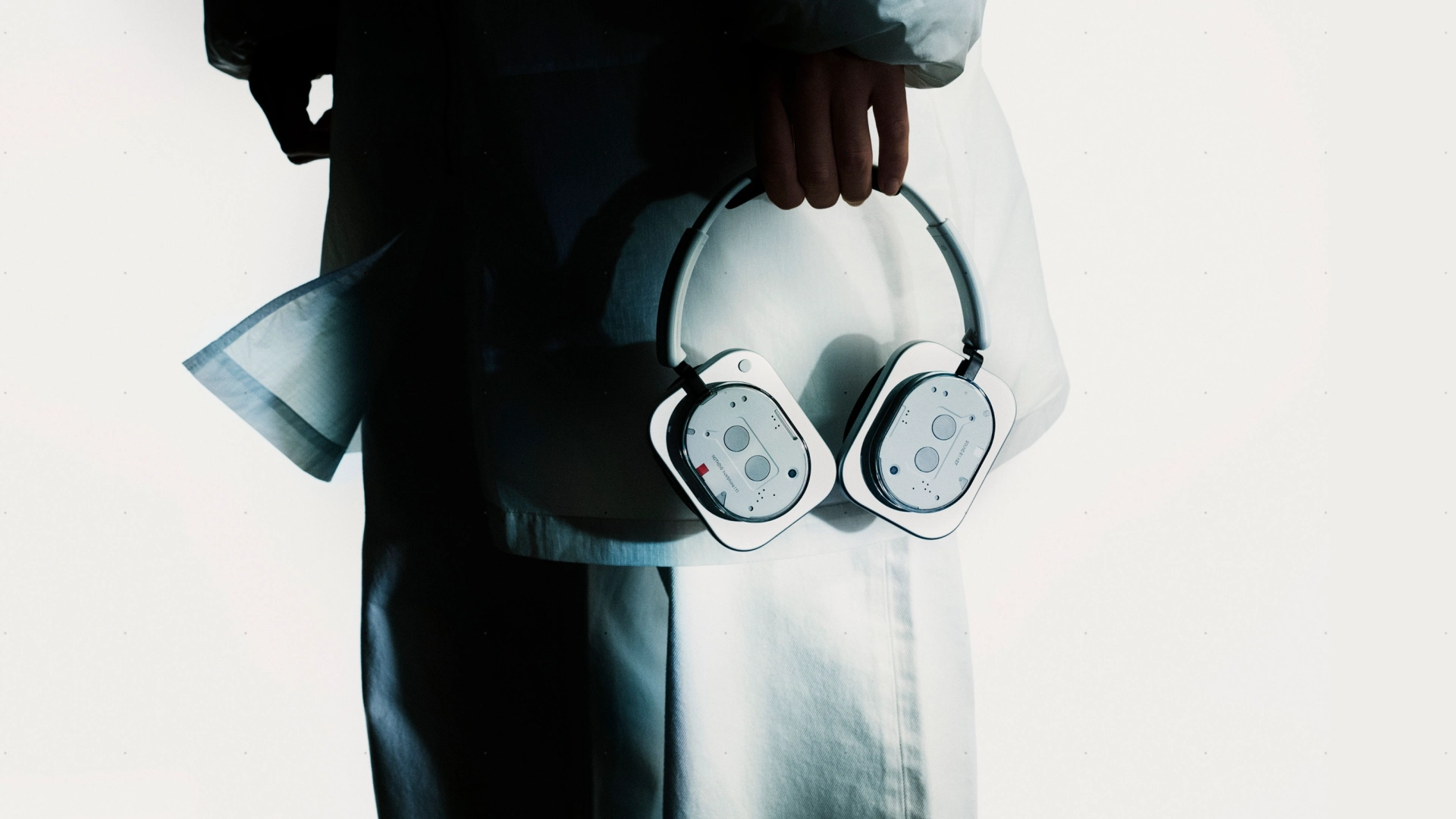 Представлены полноразмерные наушники Nothing Headphone (1)