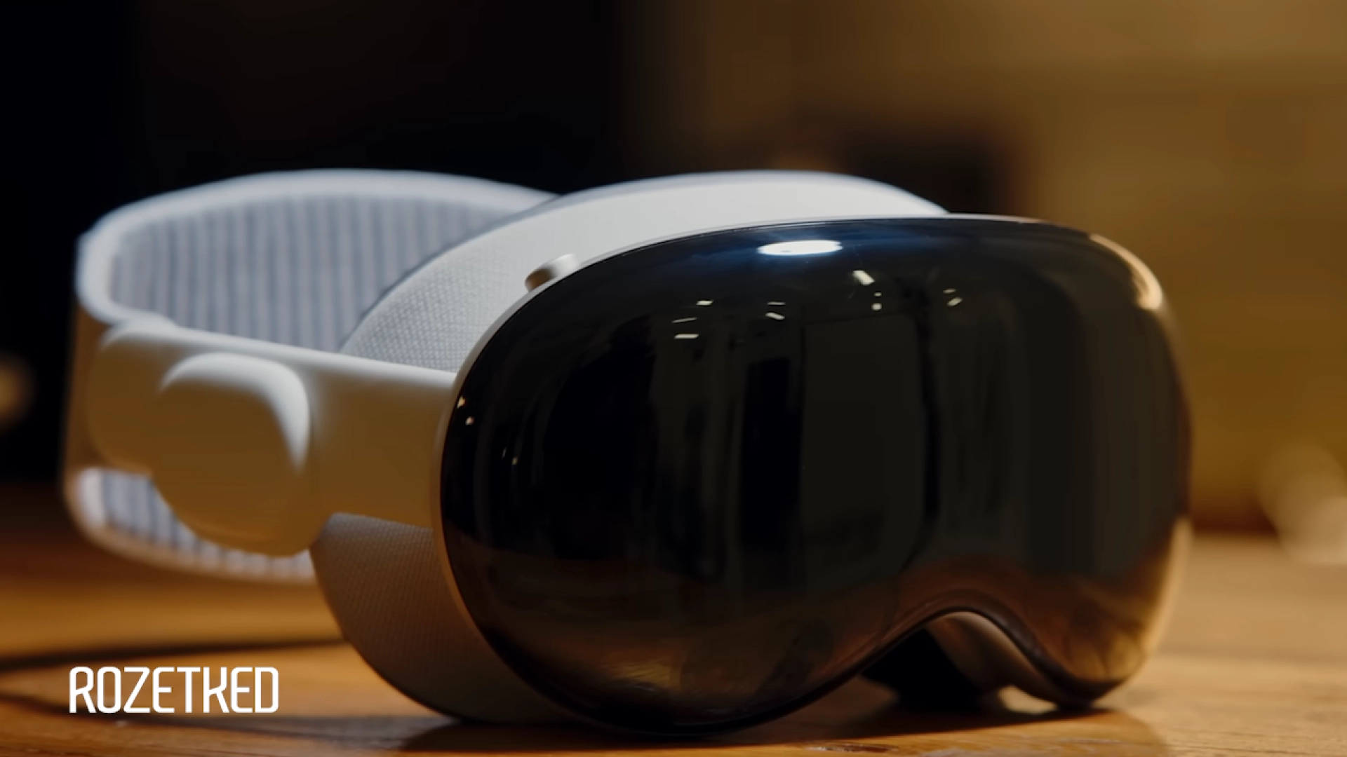 Apple проведёт массовые сокращения, которые затронут команды Siri и Vision Pro