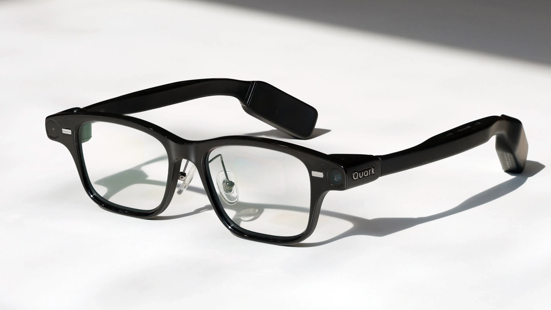 Alibaba начала продажи умных очков Quark S1 со встроенным ИИ-помощником Qwen