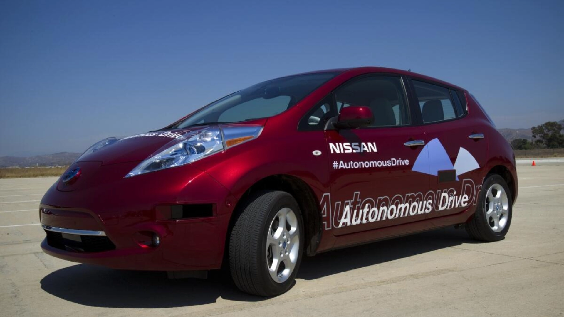 Nissan сокращает 20 000 сотрудников на фоне миллиардных убытков — спасти компанию должны роботакси