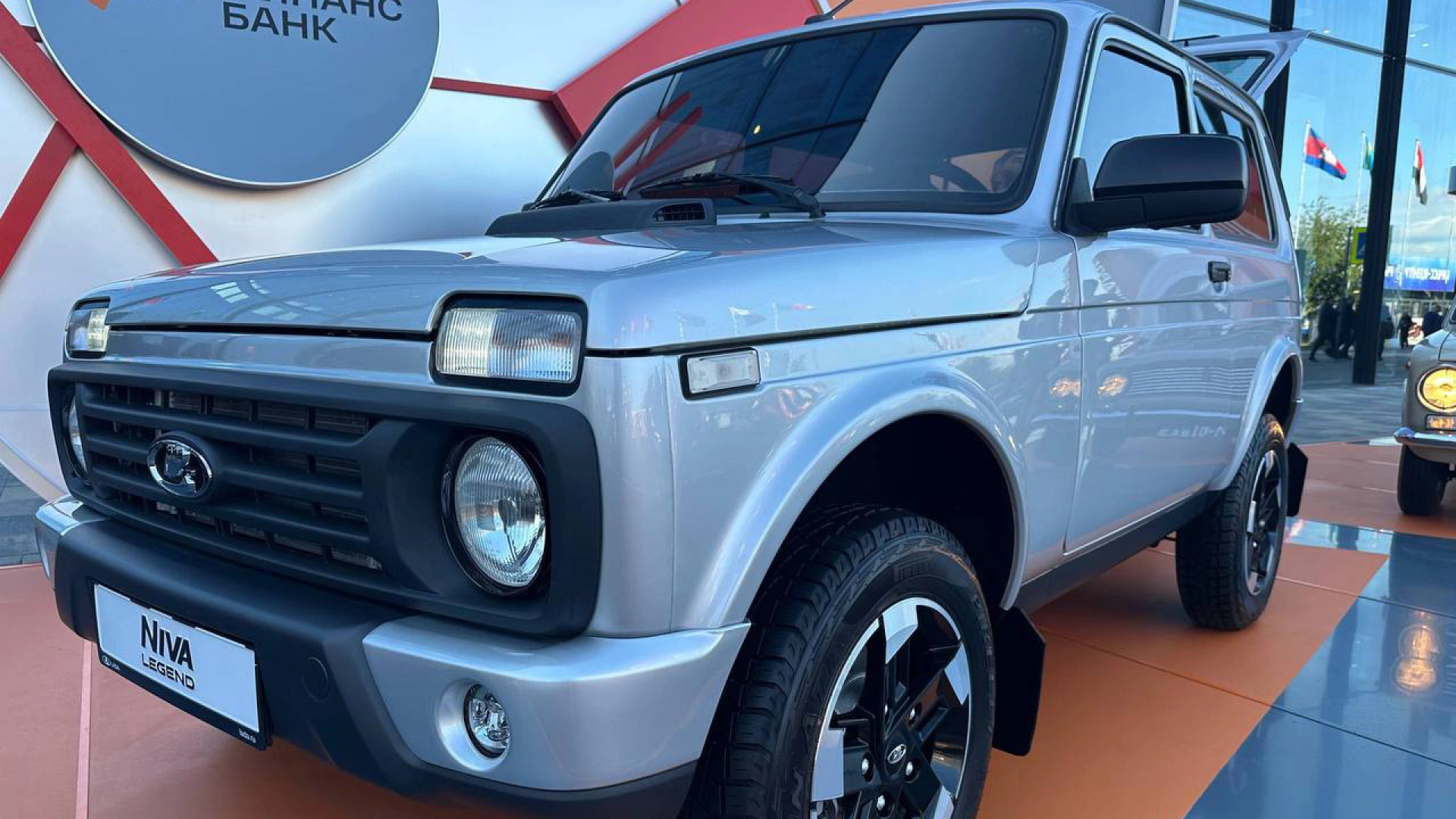 «АвтоВАЗ» показал обновлённую Lada Niva Legend