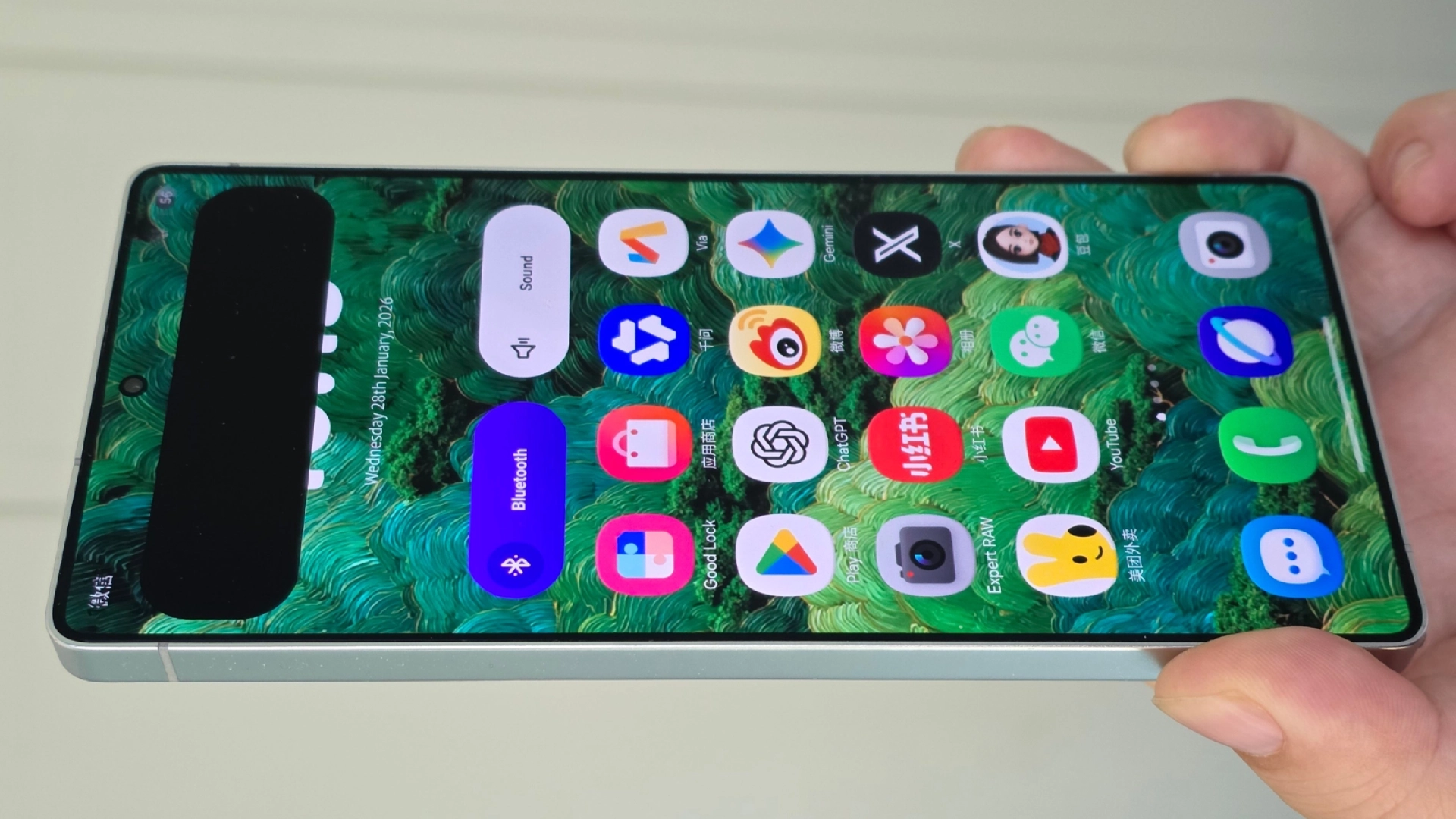 Digital Chat Station: китайские флагманы получат аналог Privacy Display до конца 2026 года