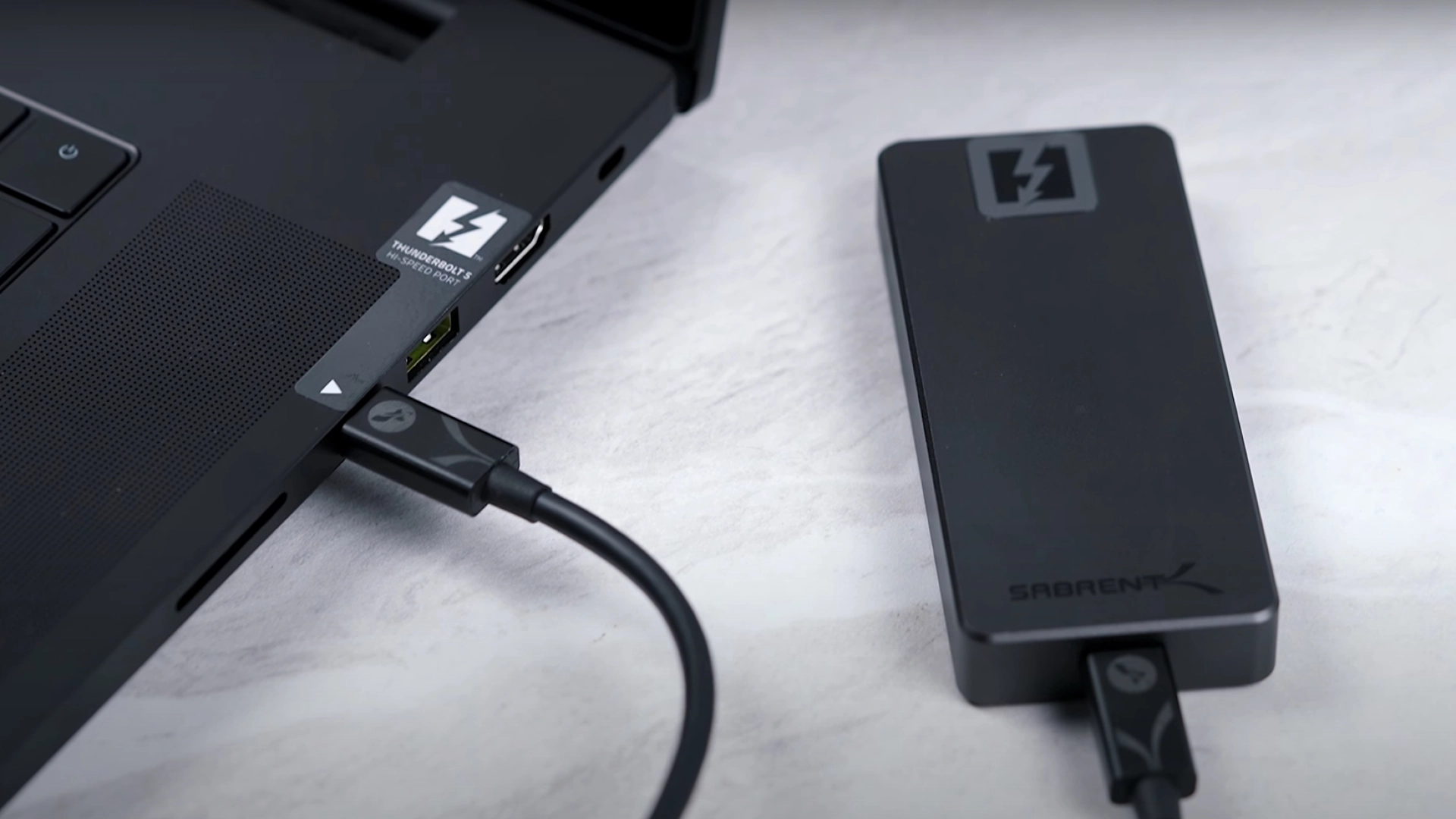 Sabrent представила внешний SSD с поддержкой Thunderbolt 5