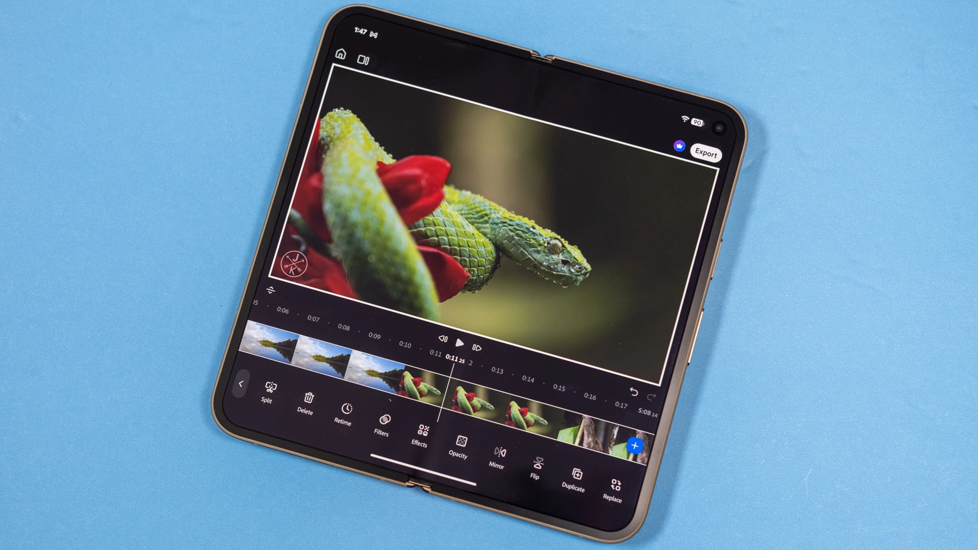Приложение для монтажа видео Premiere теперь доступно на Android