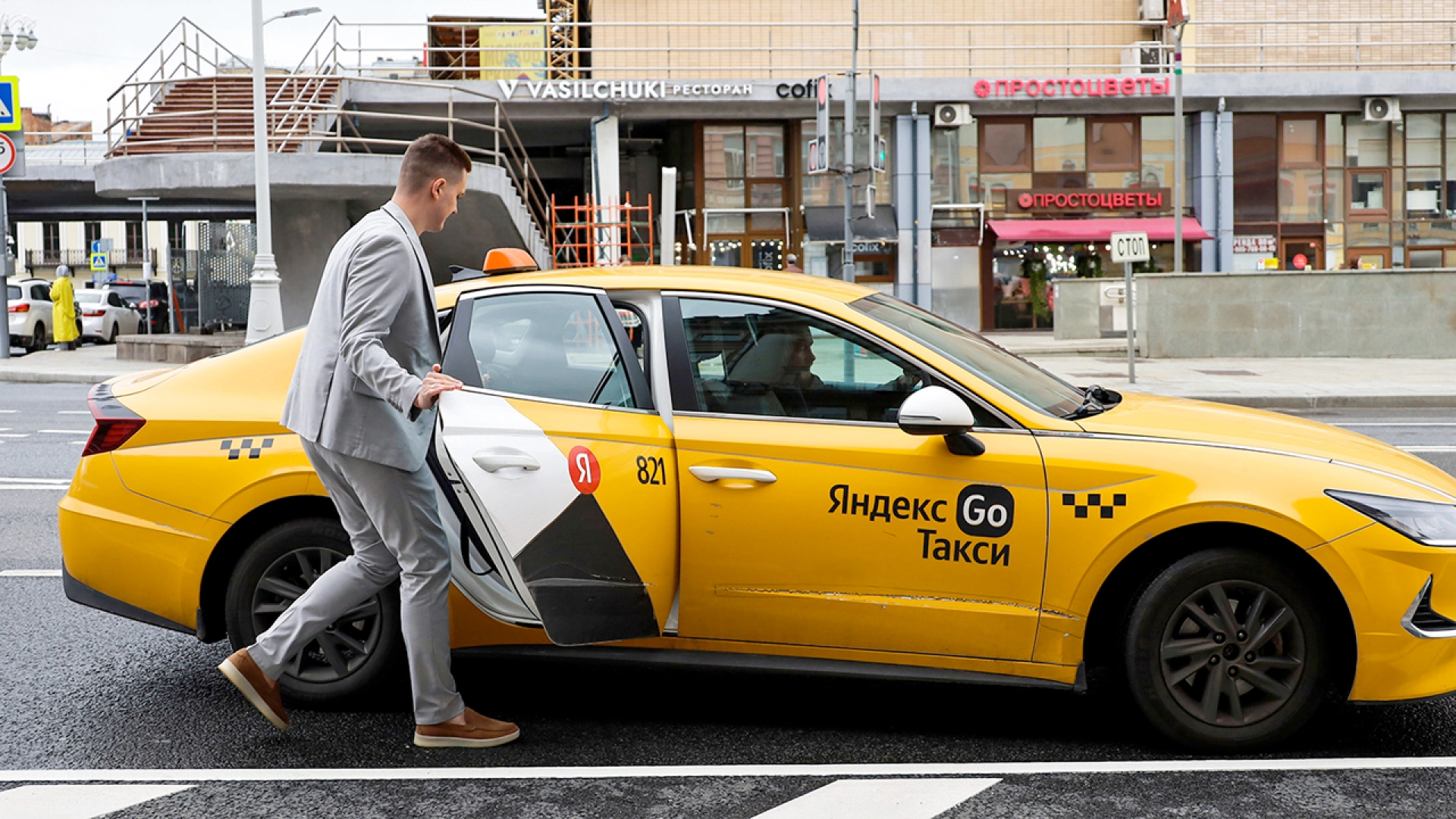 В «Яндекс Такси» начали использовать ИИ-агента в службе поддержки — впервые в России