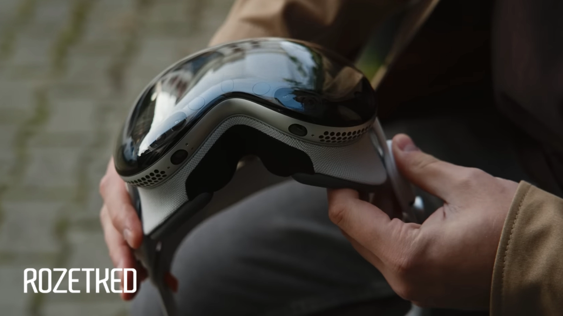 СМИ: Apple сокращает затраты на производство и маркетинг Vision Pro