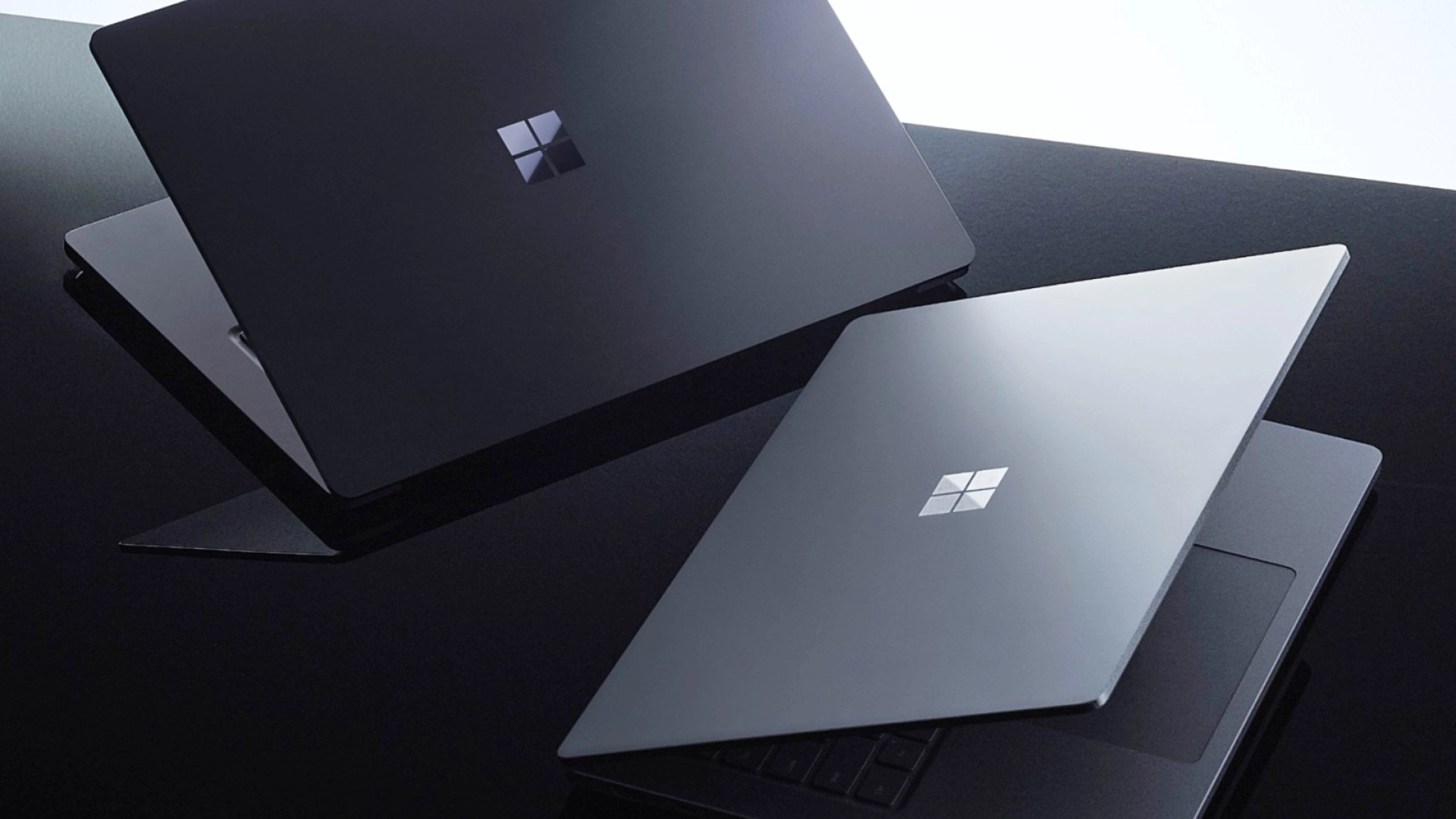 Microsoft представила Surface Laptop Ultra — премиальный ноутбук на базе чипа RTX Spark
