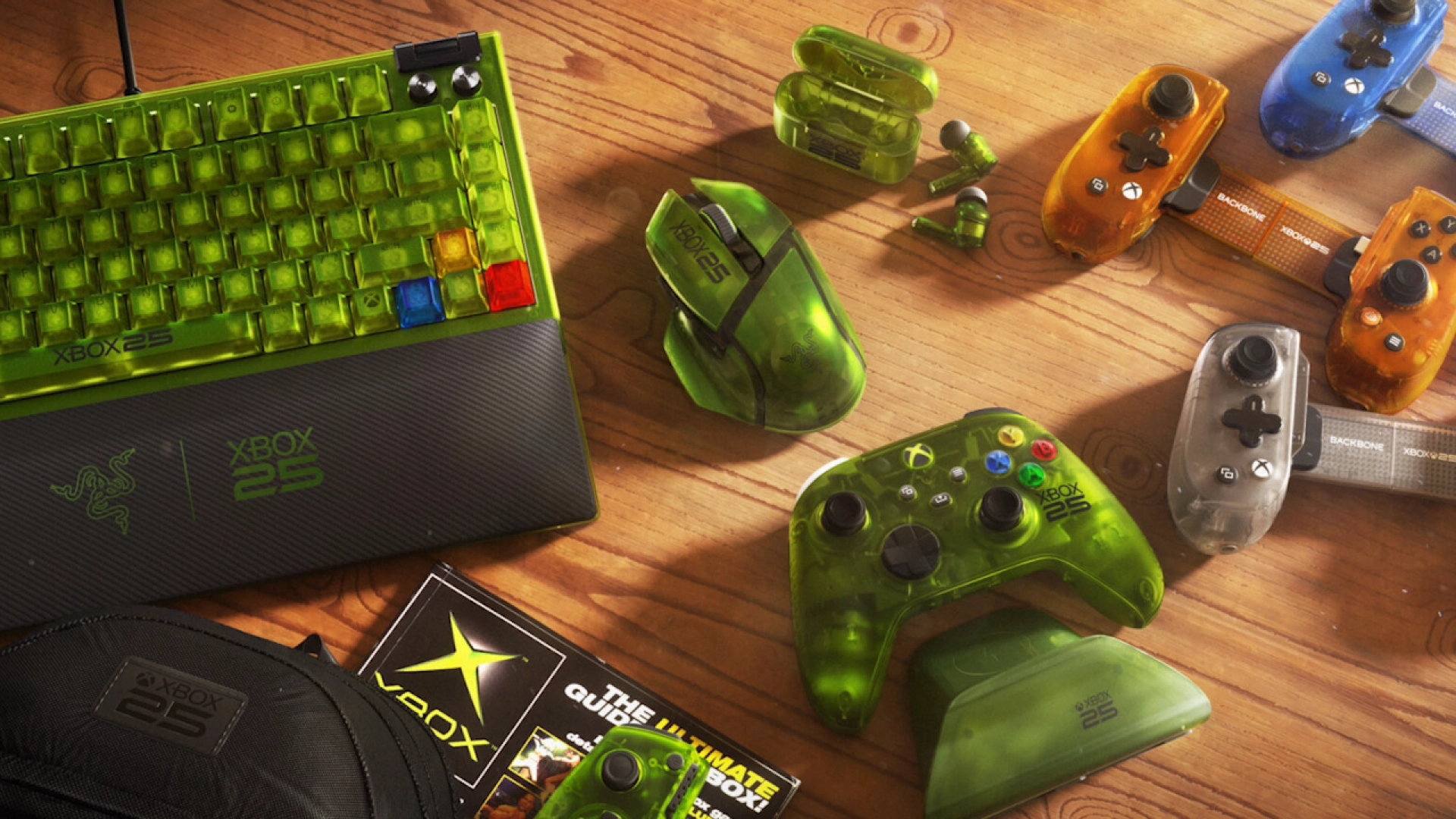 Xbox представила коллекцию аксессуаров в честь 25-летия бренда
