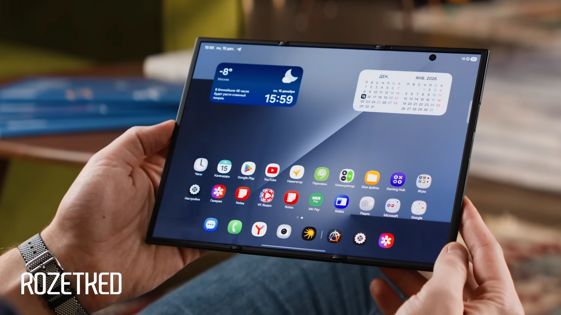 Инсайд: Samsung в 2027 году представит новую «трикладушку» Galaxy Z TriFold 2