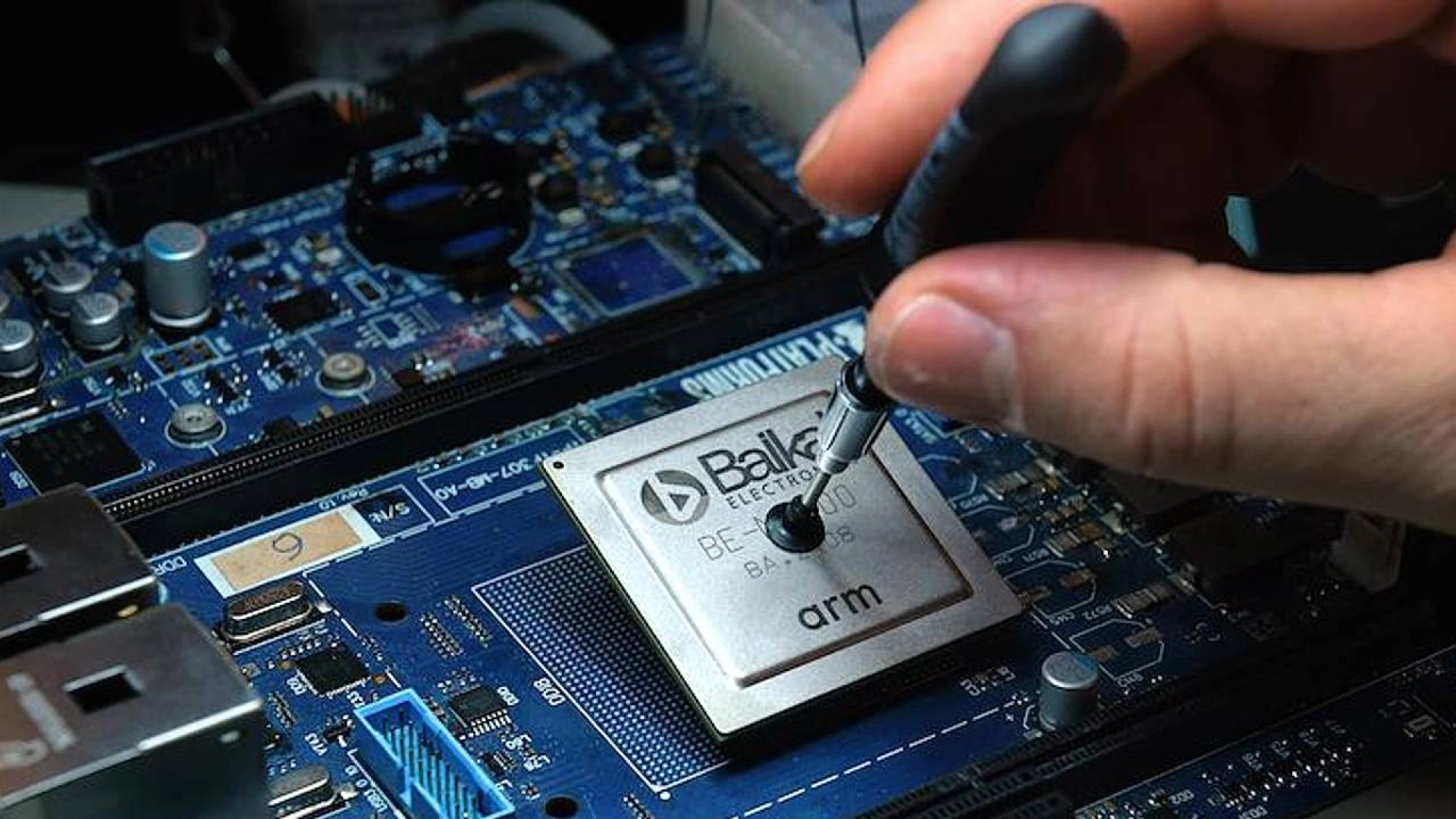 «Байкал Электроникс» закрыла проект по корпусированию процессоров из-за нехватки компонентов