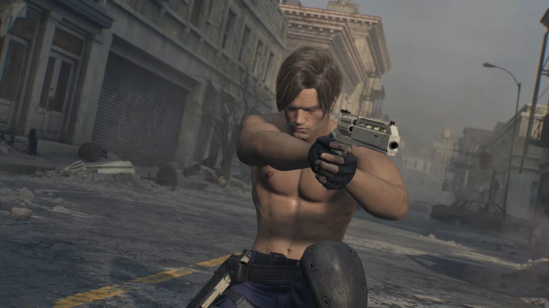 Ютубер, стримивший игры с откровенными модами, удалил более 1000 видео по запросу Capcom