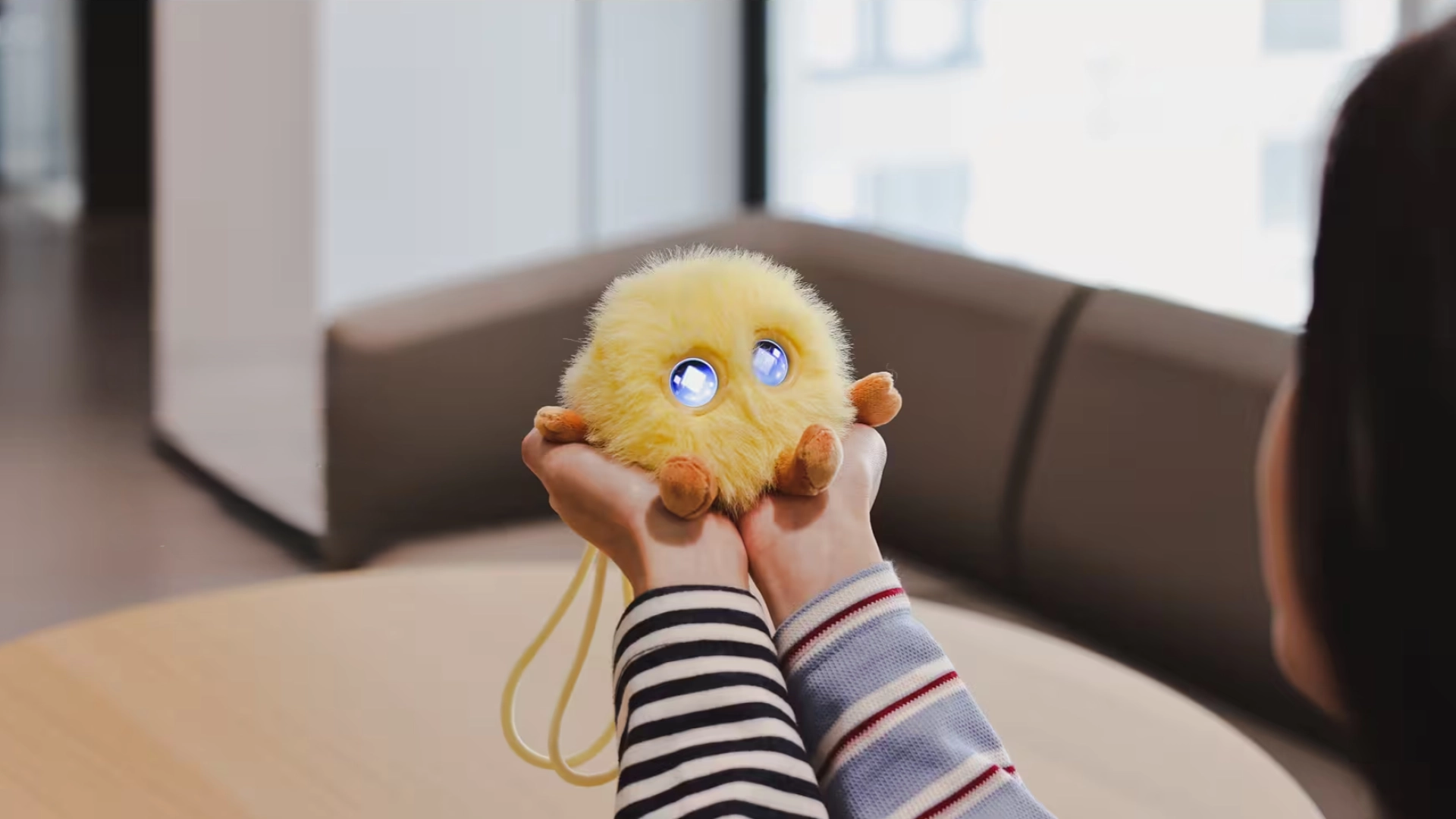 Huawei выпустила умную плюшевую игрушку Smart Hanhan