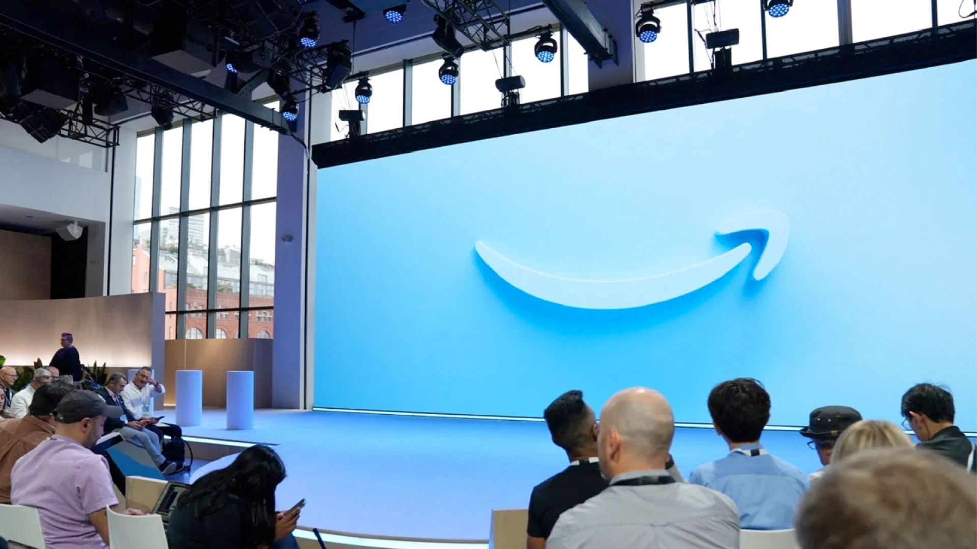 Главные анонсы большой осенней презентации Amazon: от Kindle Scribe до Fire TV