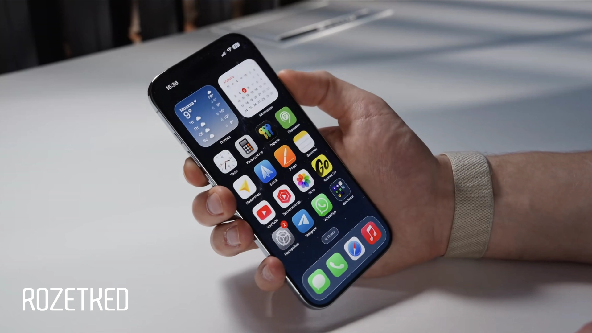 Bloomberg: Apple не будет ежегодно обновлять iPhone Air, а вторая камера — под вопросом