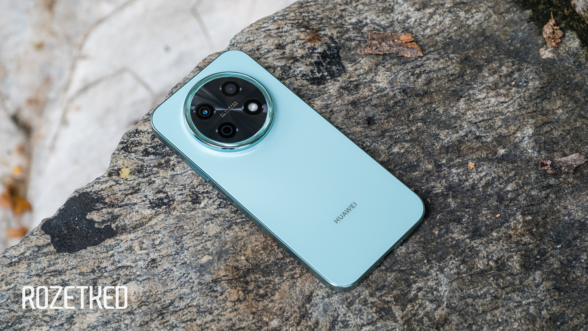 Обзор Huawei nova 15 Max: универсальный солдат за адекватные деньги