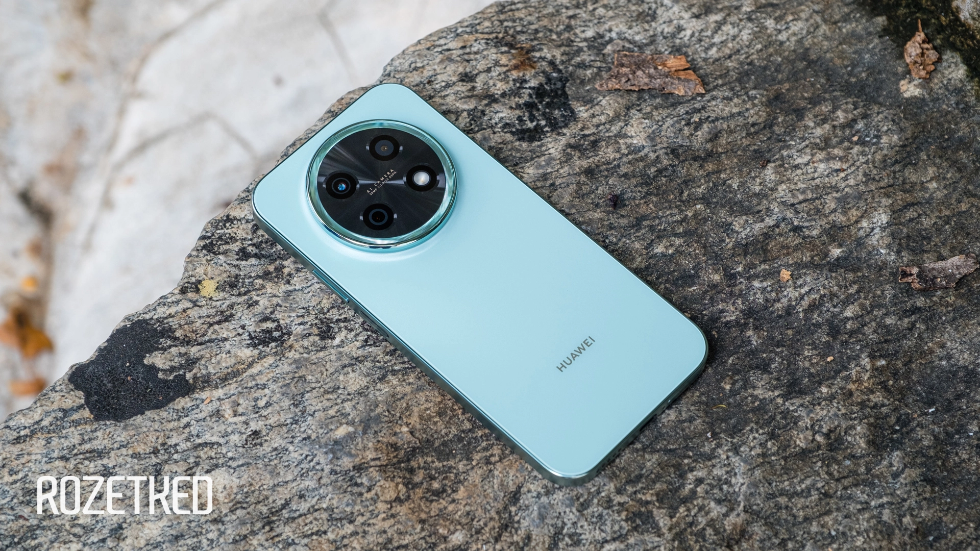 Обзор Huawei nova 15 Max: универсальный солдат за адекватные деньги