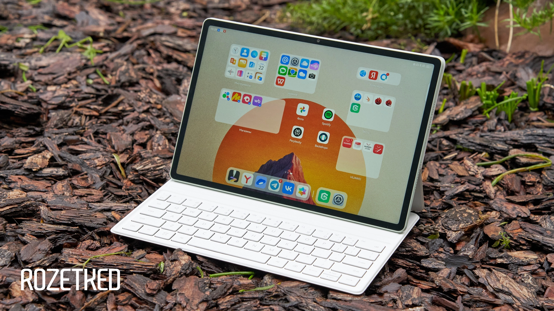Обзор Huawei MatePad 12 X (2025): художнику — перо, автору — клавиатура