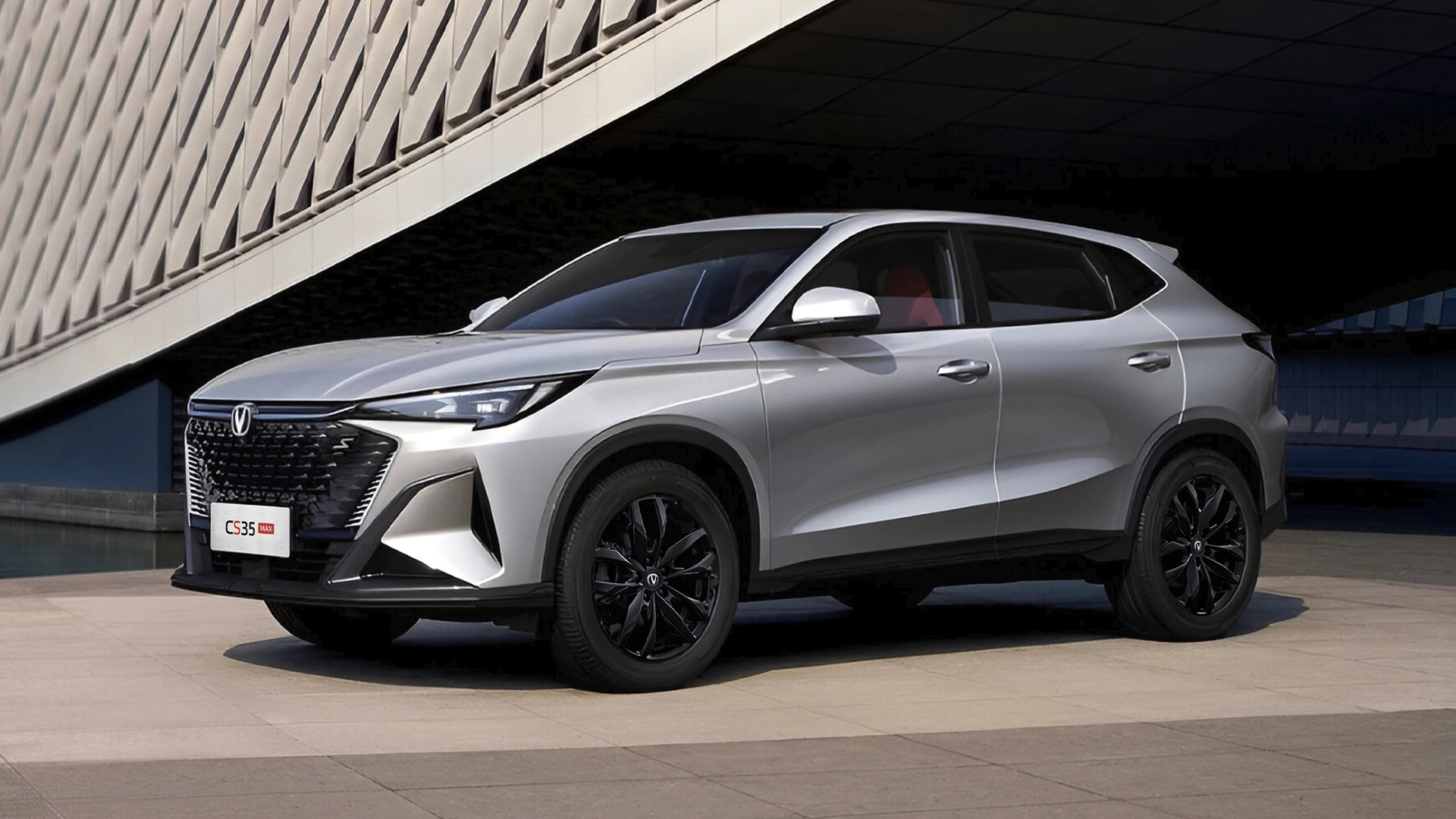 В России представили новый кроссовер Changan — CS35 Max