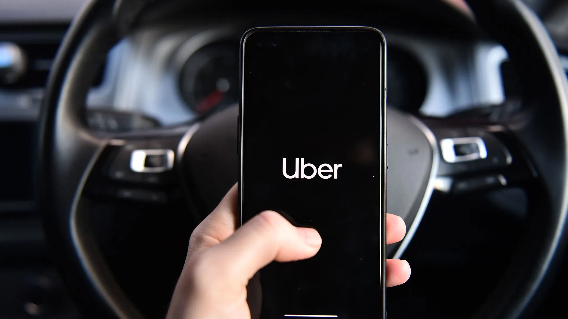 Uber запустил предоплаченные проездные билеты для поездок со скидкой