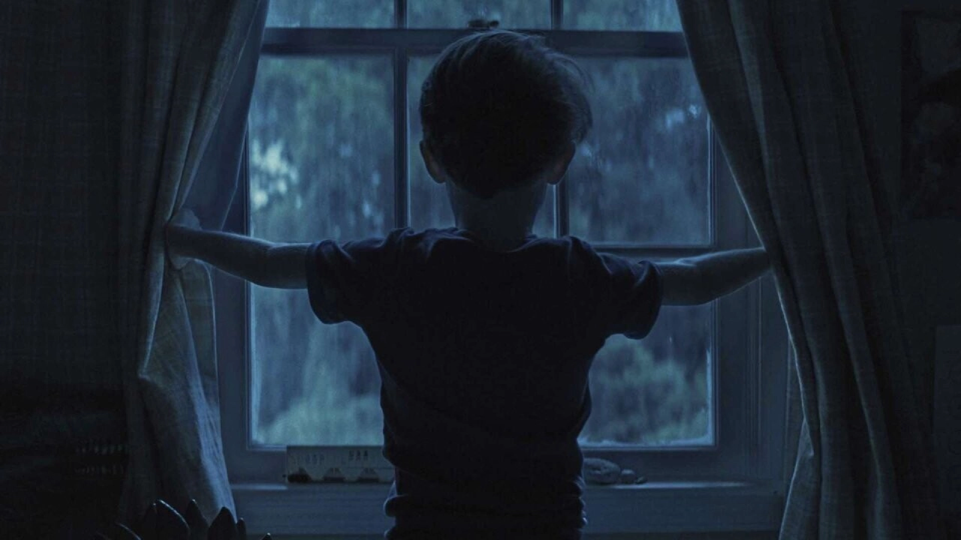 Хоррор «Орудия» продолжает лидировать в прокате — сборы упали всего на 43%