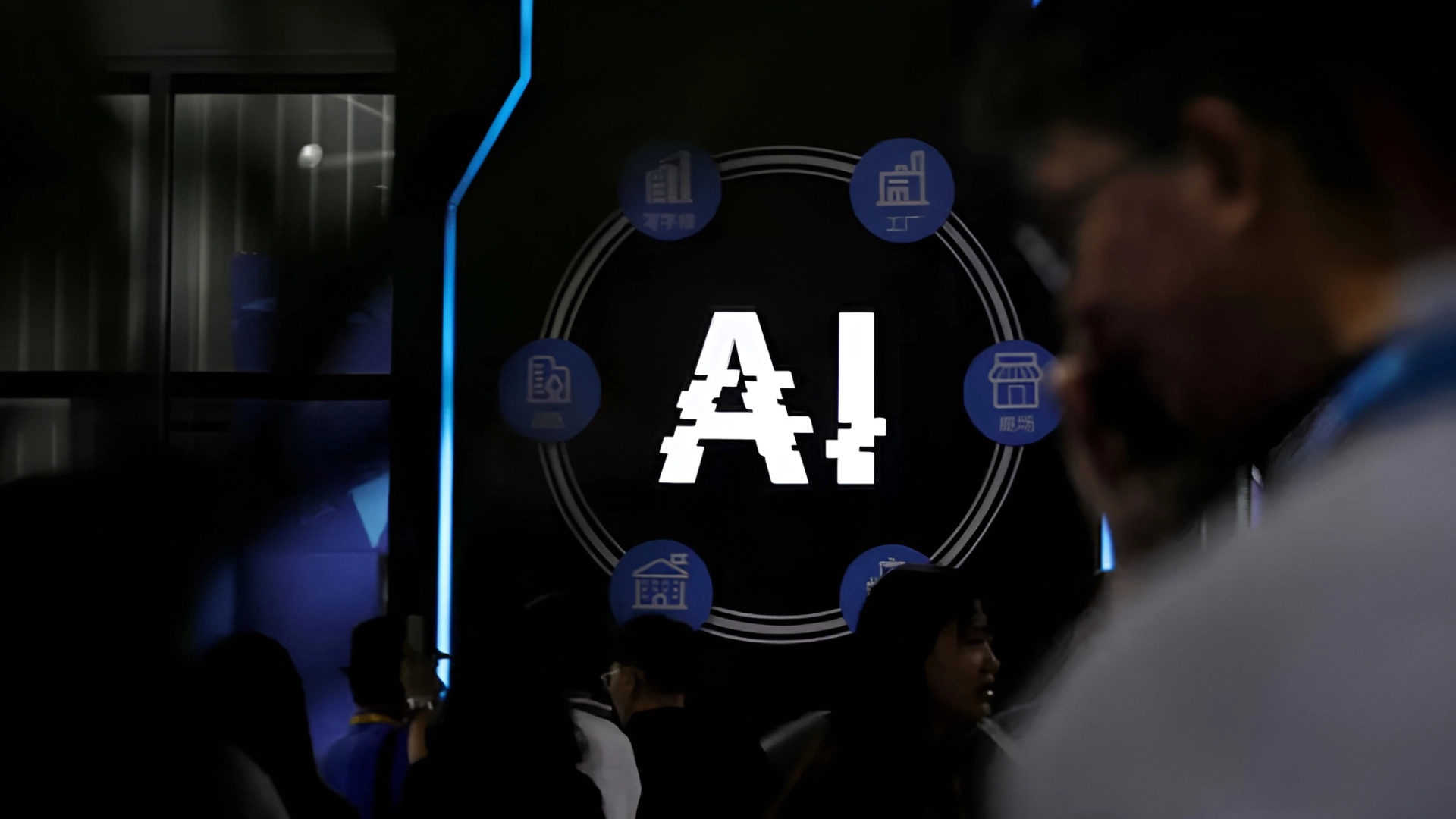 Албания назначила министром госзакупок ИИ-бота Diella