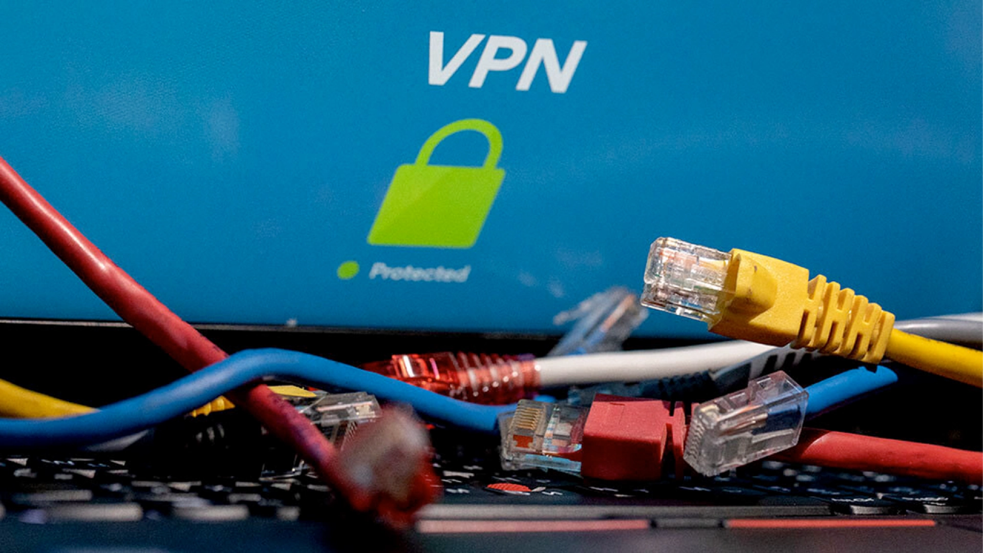 СМИ: операторы связи попросили Минцифры отсрочить введение платы за VPN-трафик