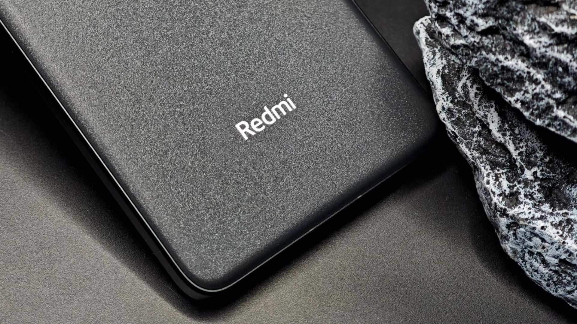 Стали известны характеристики Redmi K80 и K80 Pro