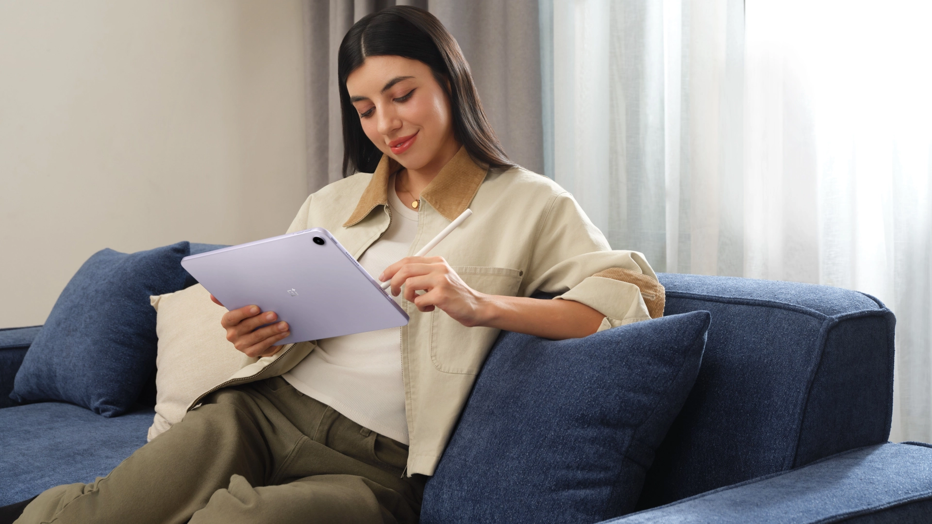 OnePlus начала продажи в России смартфона 15R, планшета Pad Go 2 и часов Watch Lite