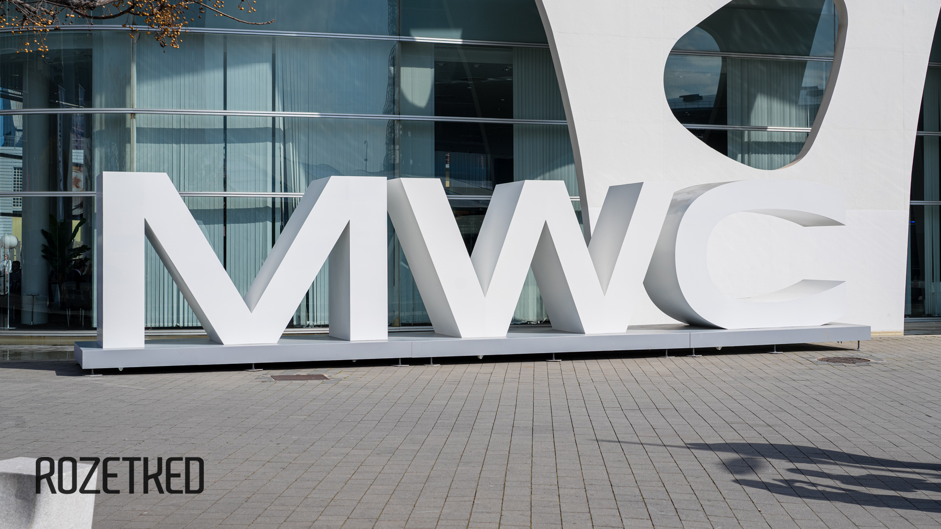 17 самых интересных гаджетов с MWC 2026