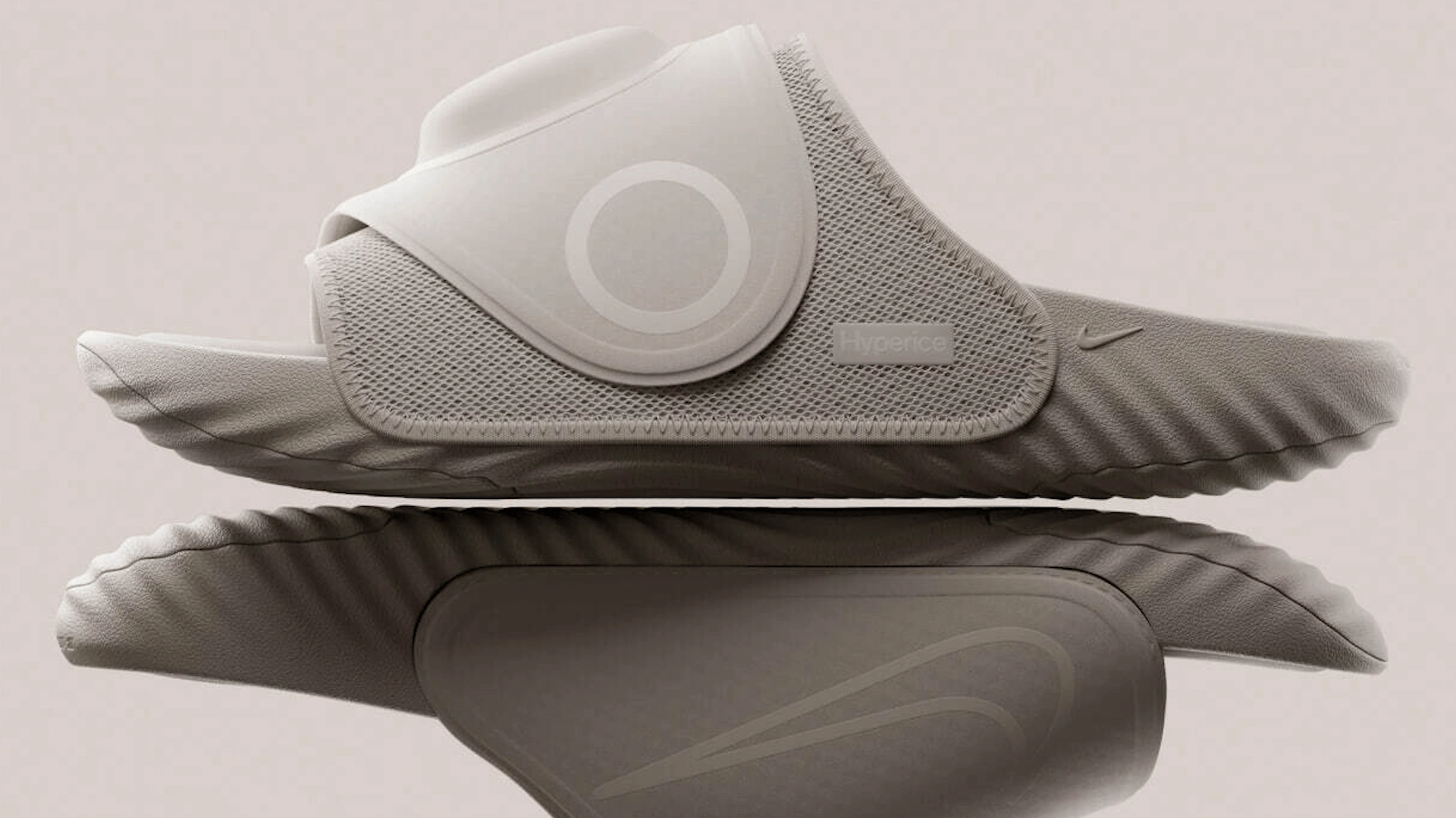 Nike представила шлёпки с функцией подогрева Air Zoom Hyperslide за 250 долларов