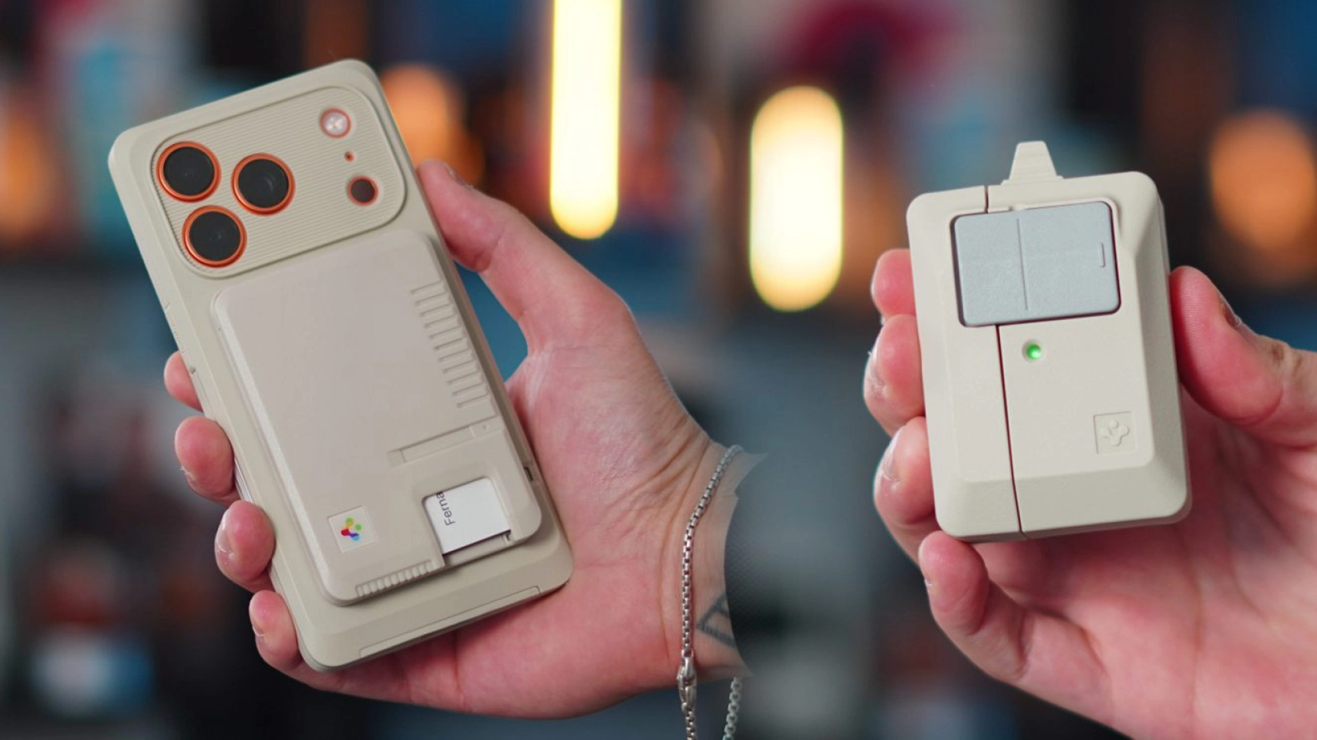 Spigen выпустила кейс для AirPods Pro 3 в виде мыши от Macintosh