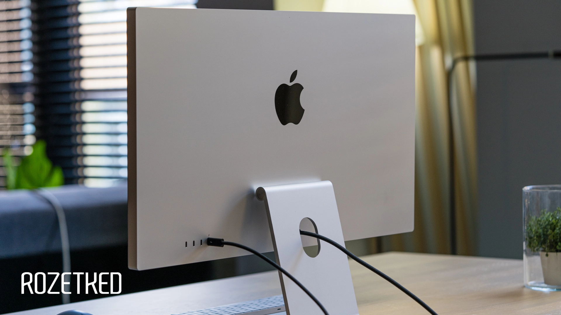 Марк Гурман: Apple готовит обновление Studio Display «к 2026 году»