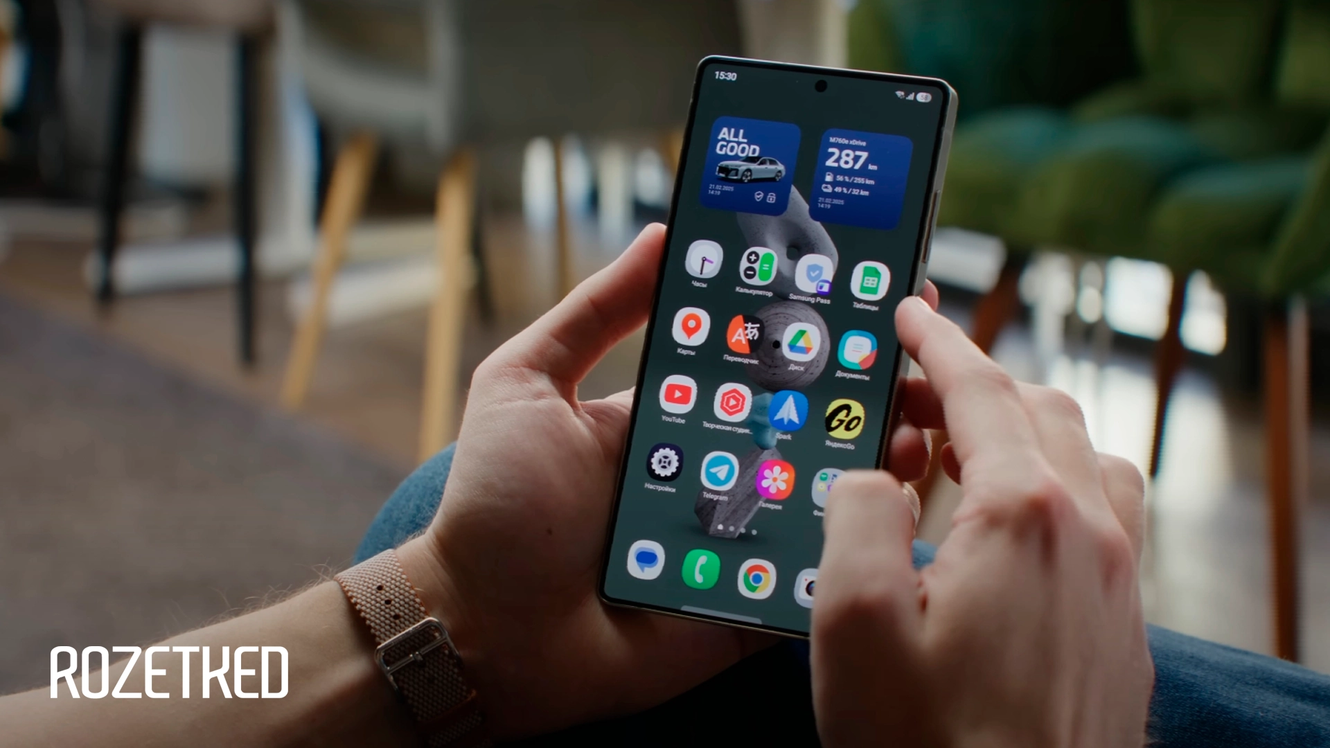 Samsung начала выпуск One UI 7 на старых смартфонах — некоторым придётся ждать до июня