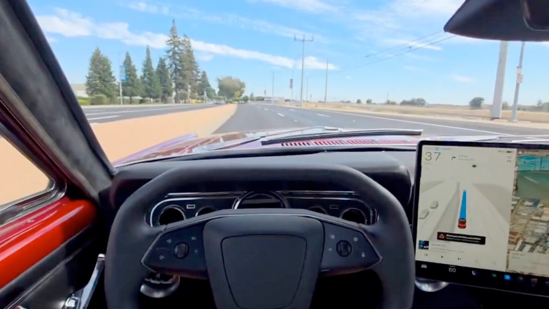Американец превратил Ford Mustang 1966 в Tesla с автопилотом и Full Self-Driving