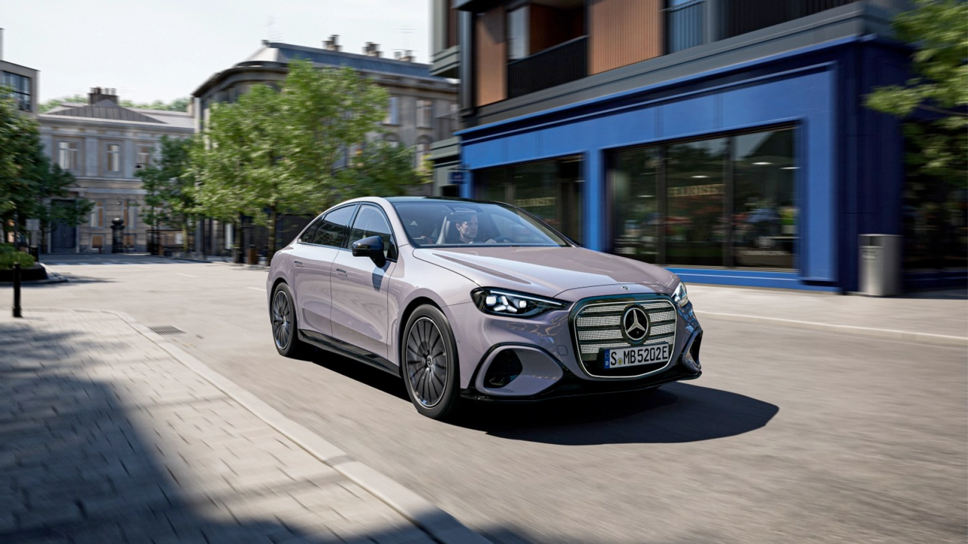 Mercedes-Benz представила первый электрический C-Class — «самый спортивный в линейке»