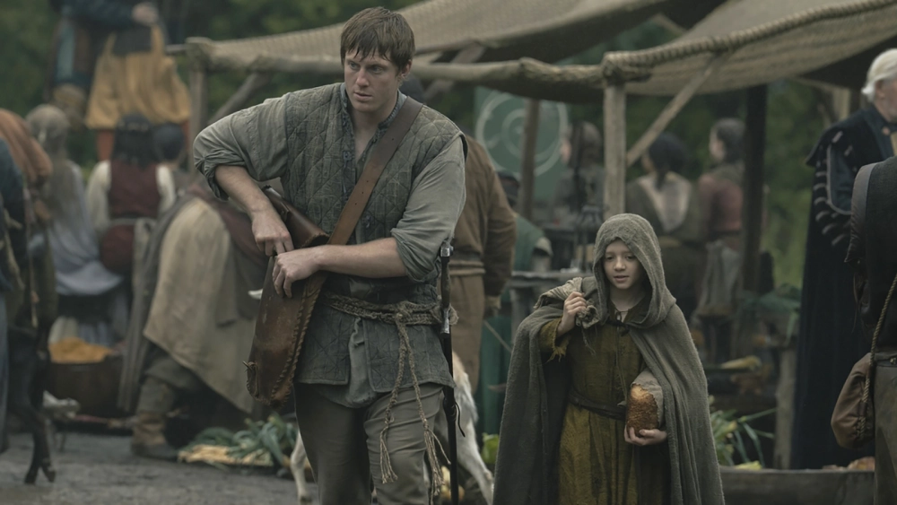 Первый сезон, как и повесть, кажется вступлением к более интересным и насыщенным событиям